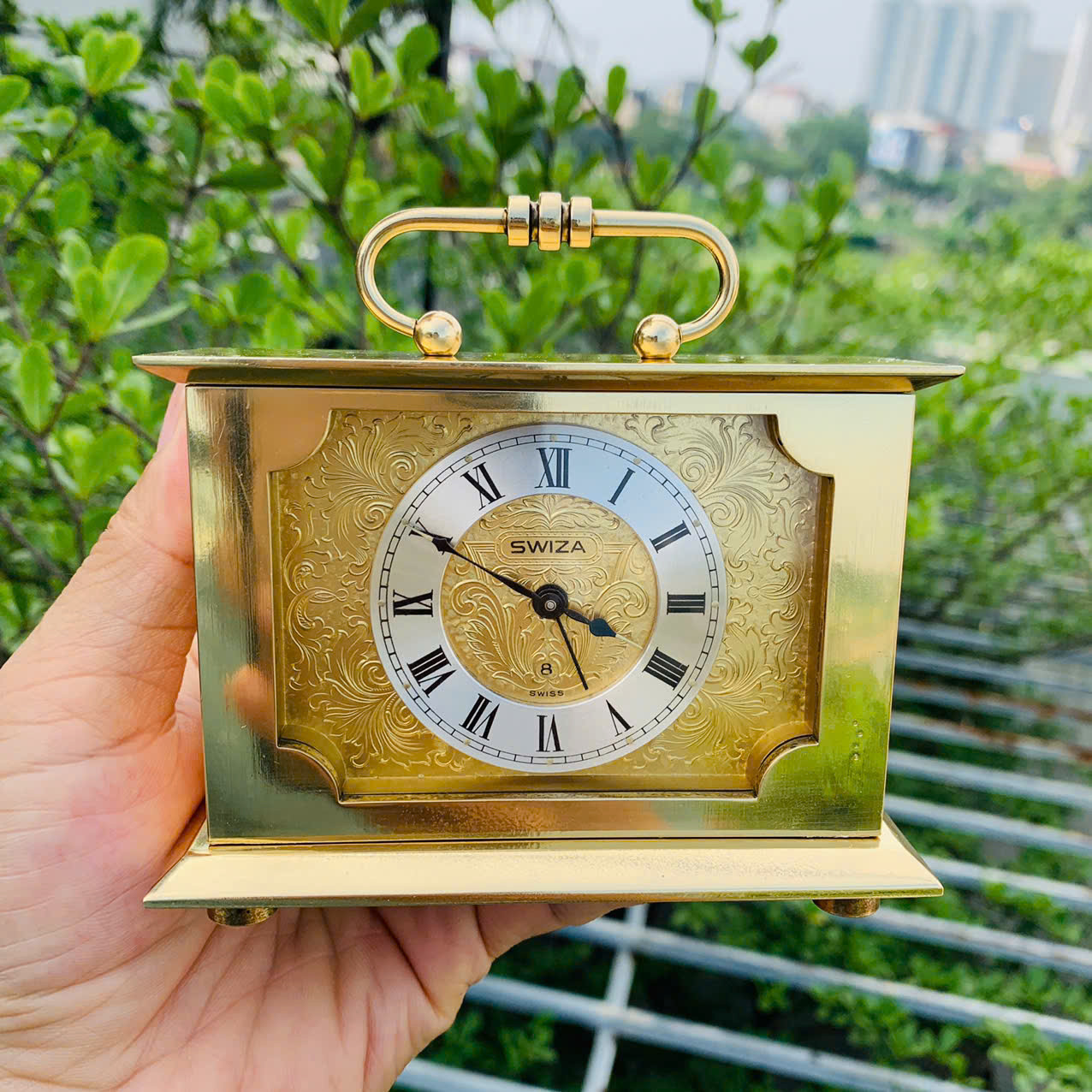 Đồng hồ báo thức Swiza Thụy Sĩ cót tuần