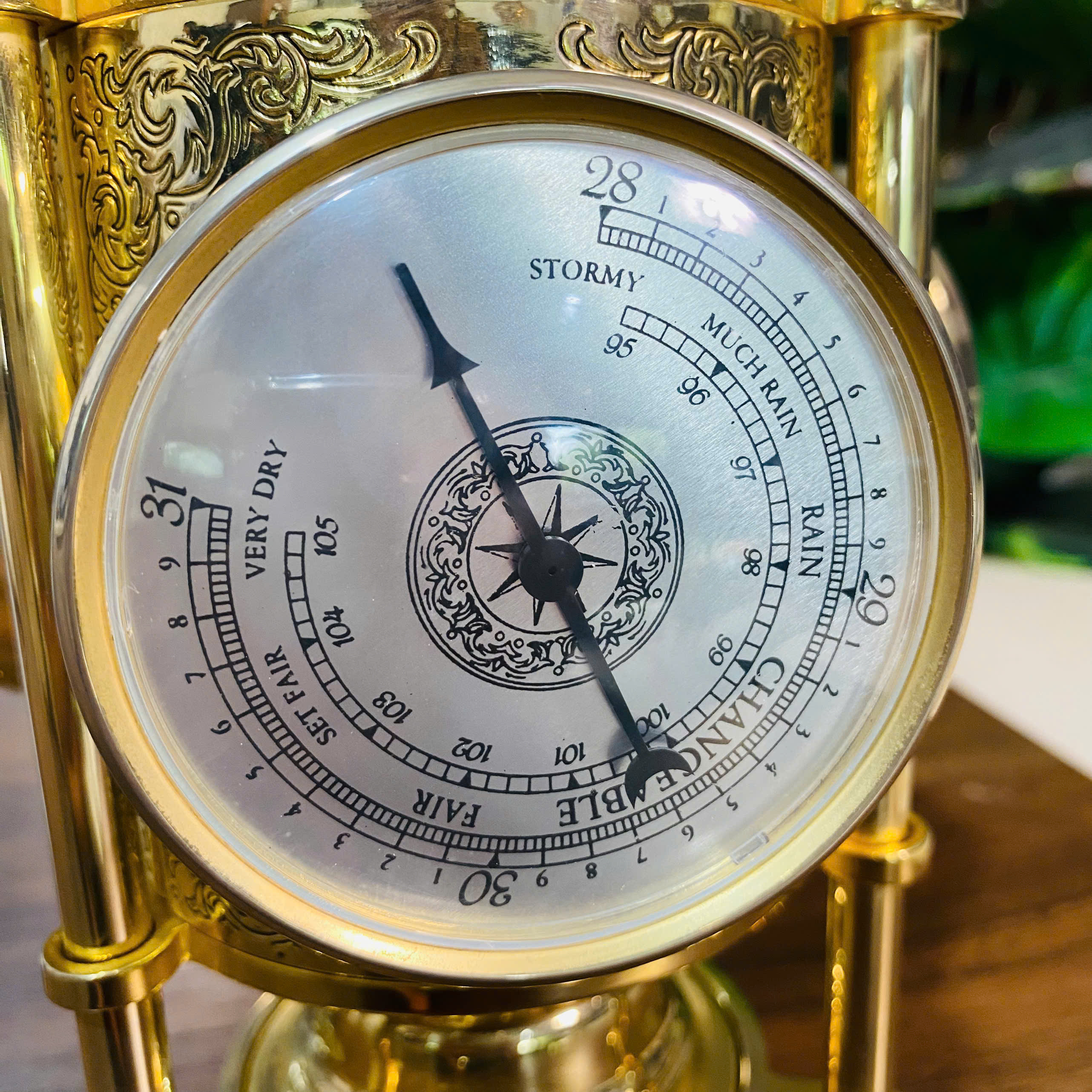 Barometer dự báo thời tiết của Anh