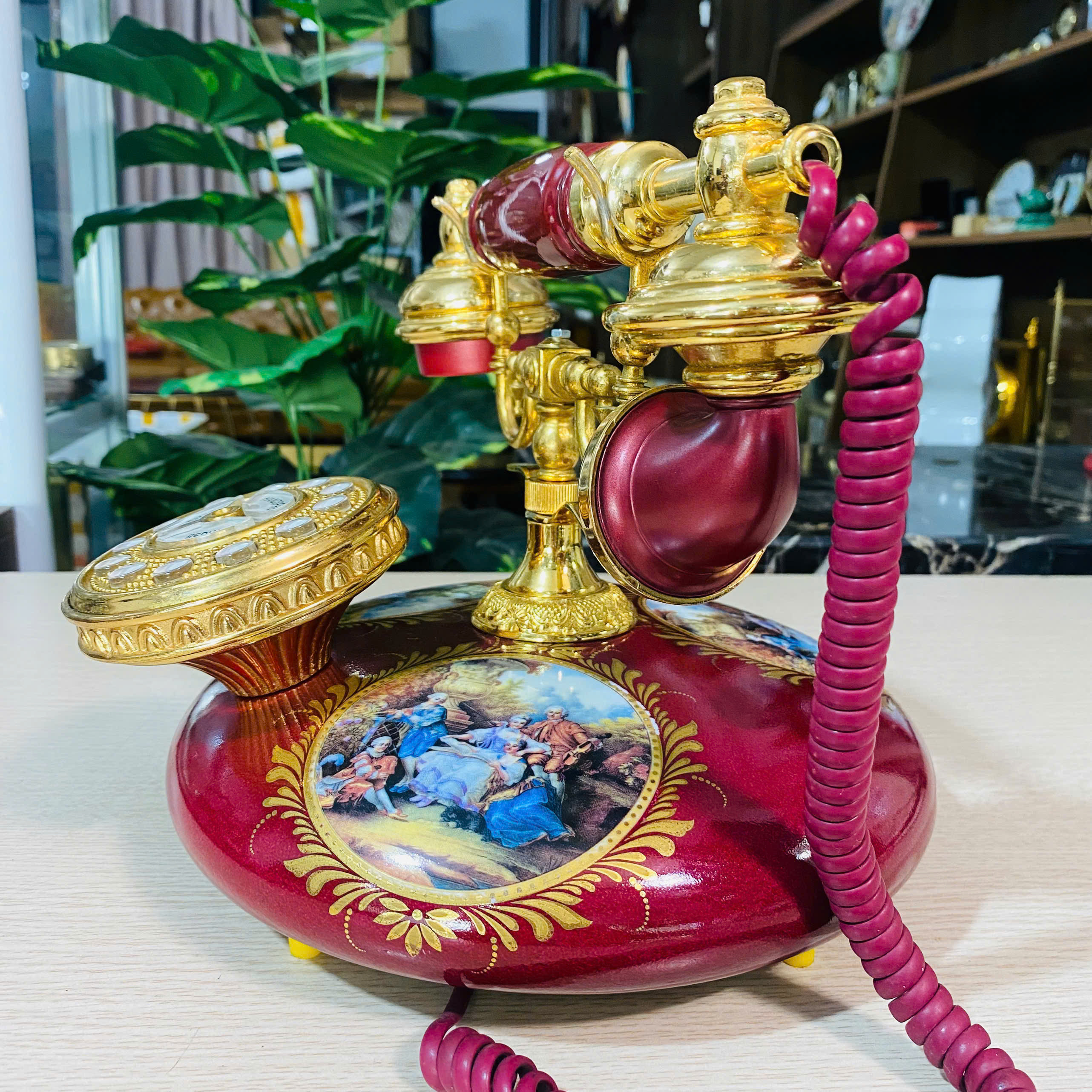 Điện thoại để bàn tân cổ điển bằng sứ