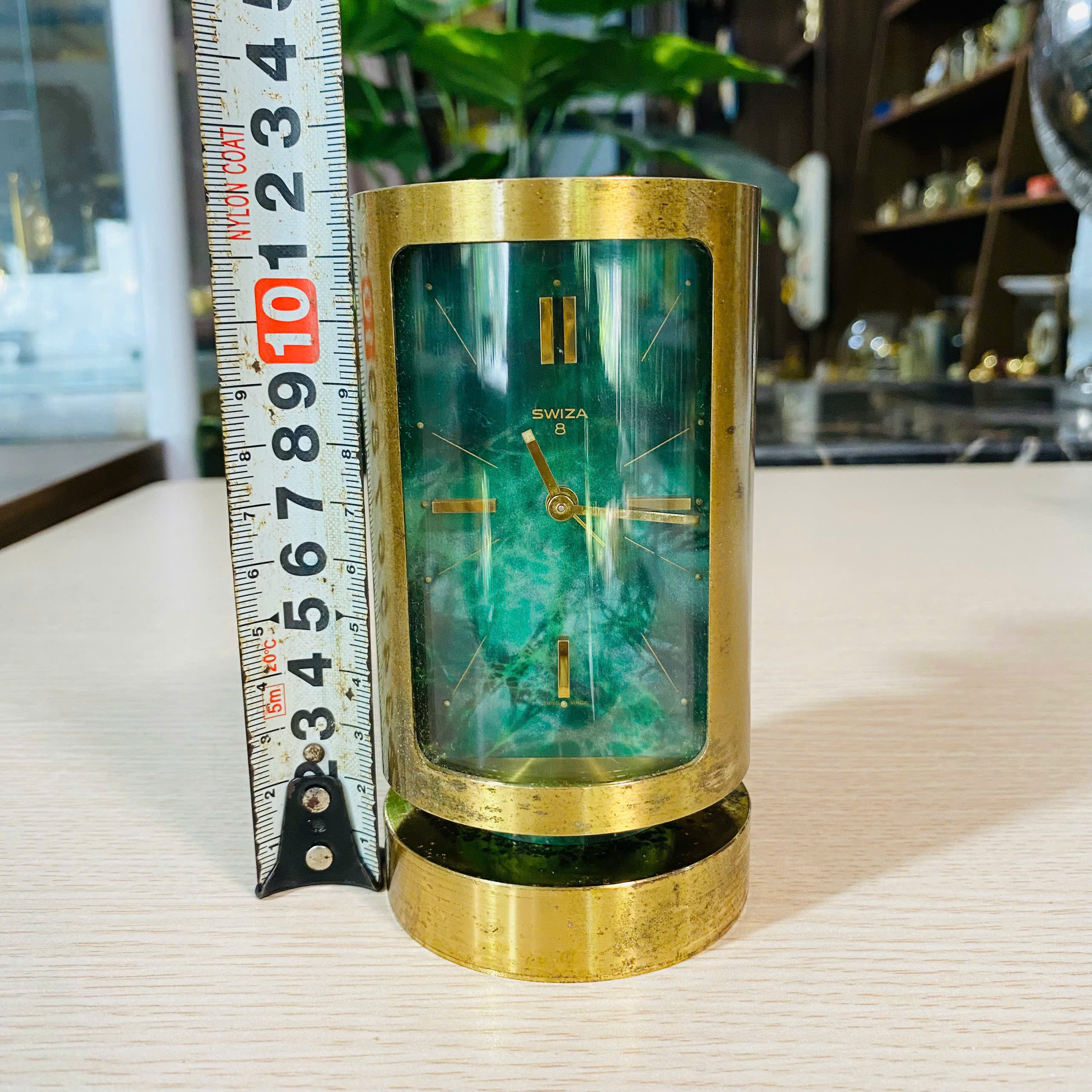 Đồng hồ báo thức Swiza cót tuần dáng trụ