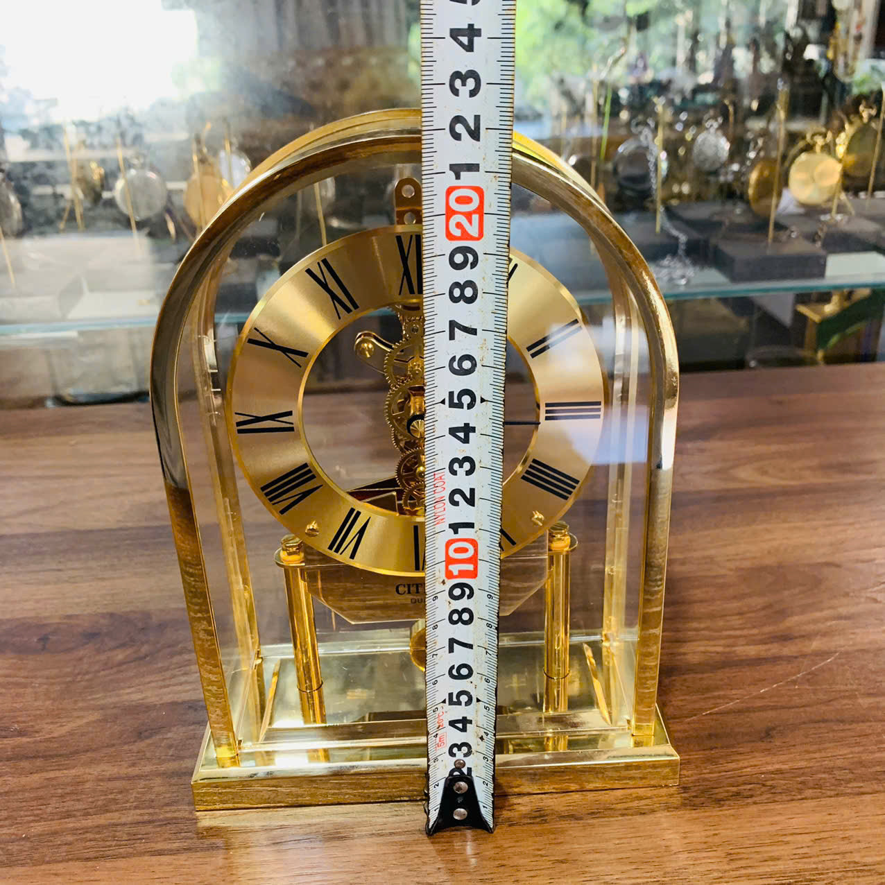 Đồng hồ để bàn Citizen quartz, lộ máy độc đáo