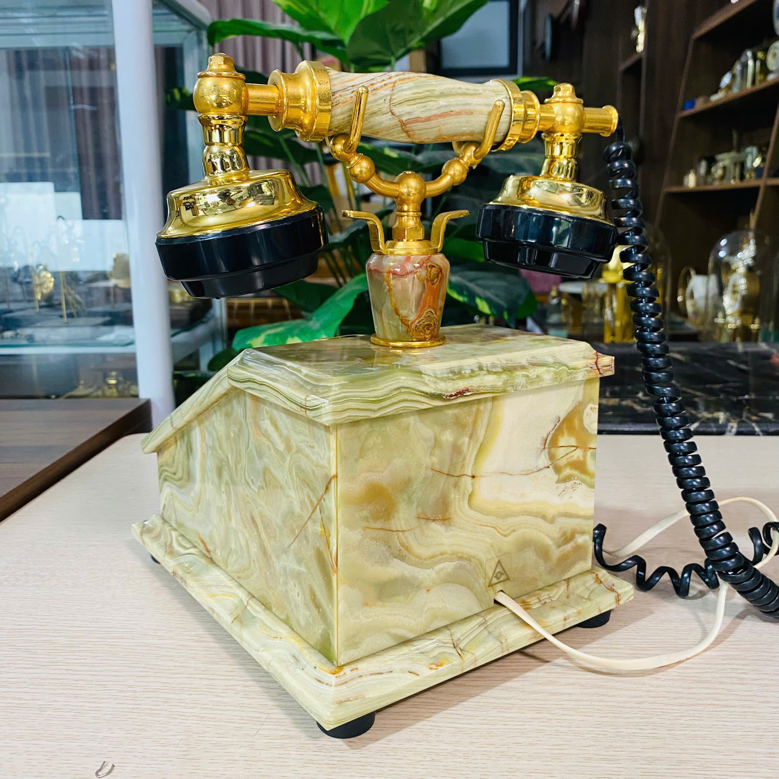 Điện thoại để bàn Châu Âu đẹp long lanh