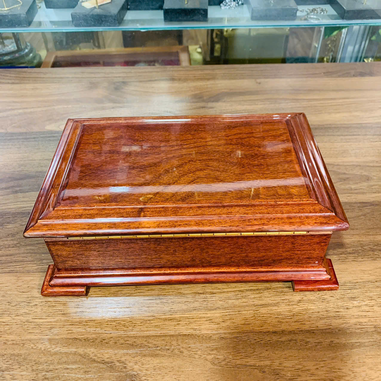 Hộp nhạc Sankyo Orpheus 50 nốt, chơi 2 bản nhạc.