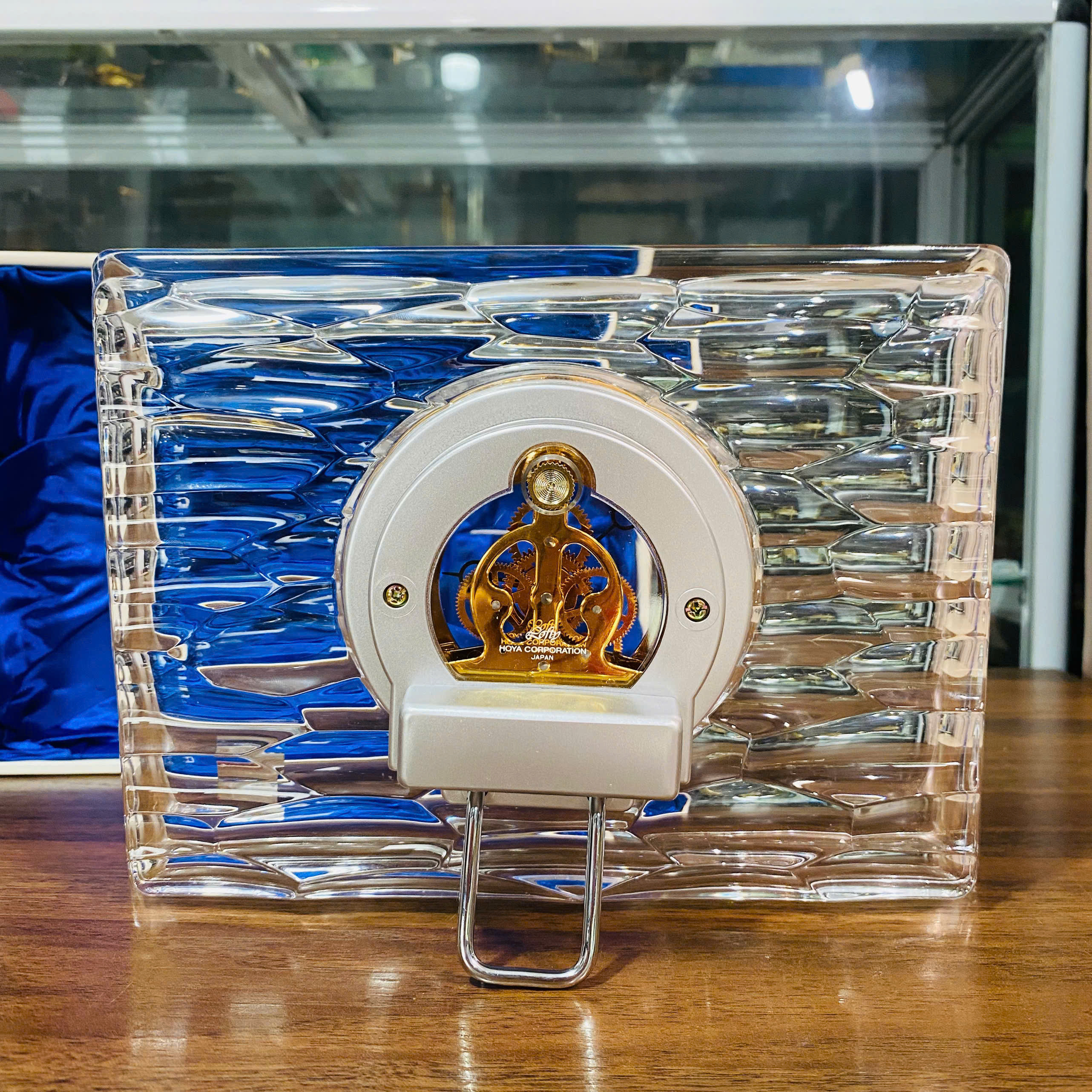 Đồng hồ để bàn Hoya pha lê nổi tiếng, kèm hộp