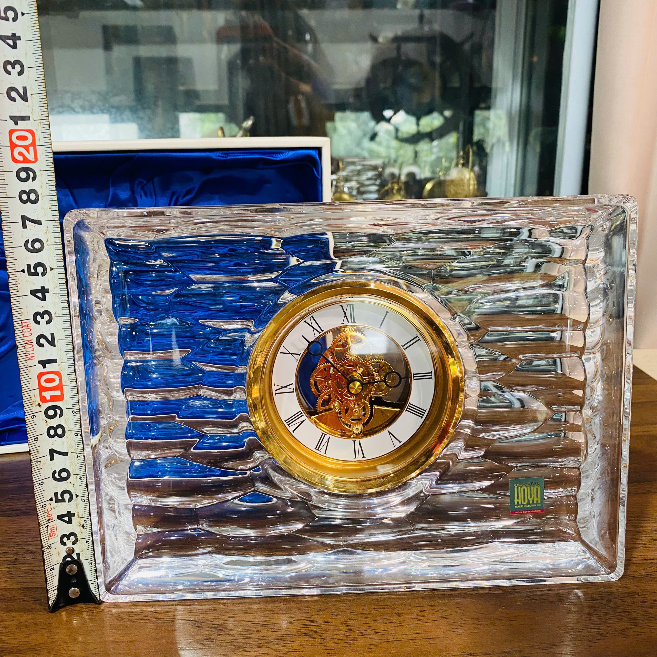 Đồng hồ để bàn Hoya pha lê nổi tiếng, kèm hộp