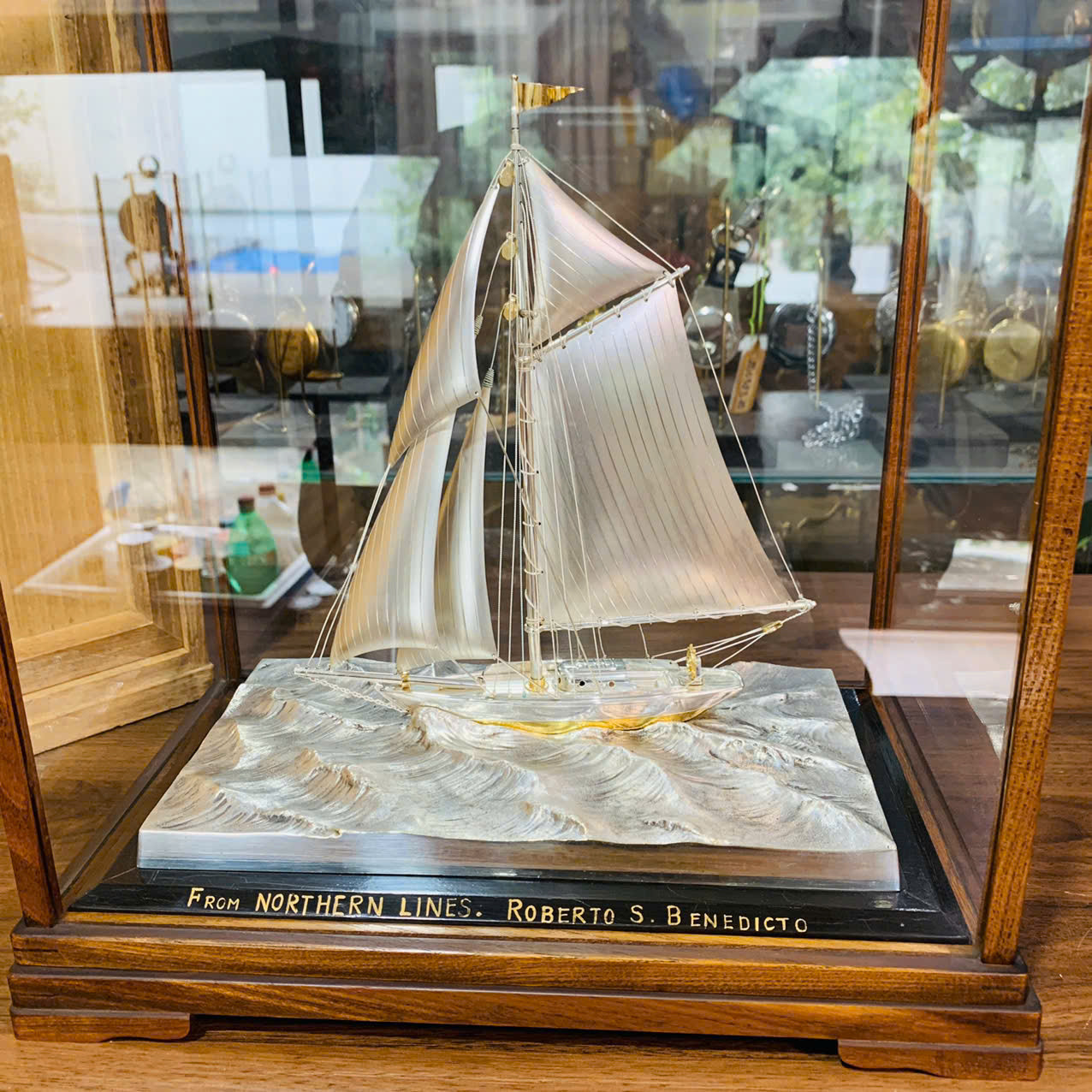 Thuyền bạc Silver 970, kèm hộp kính