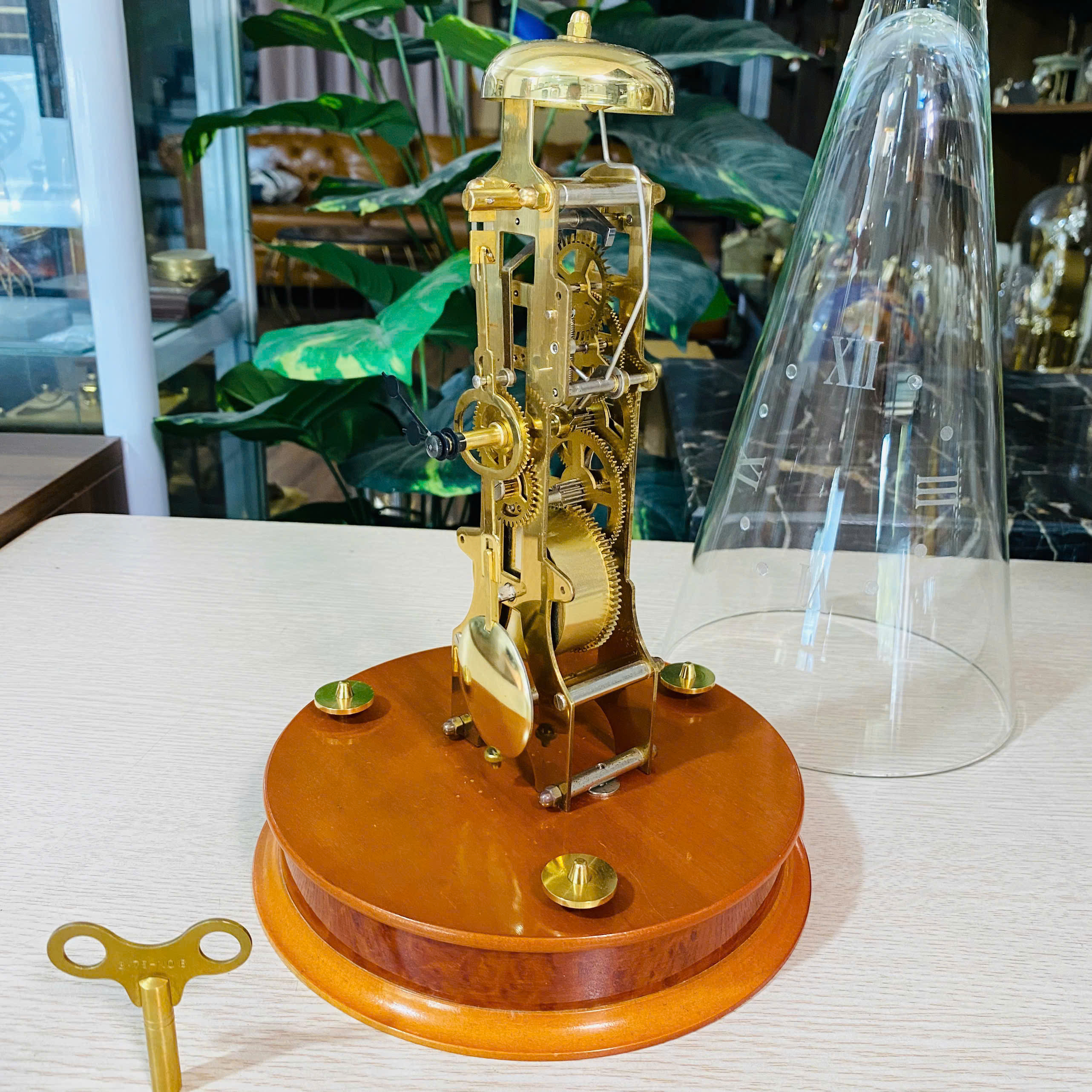 Đồng hồ úp ly chóp nón Franz Hermle tuyển đẹp