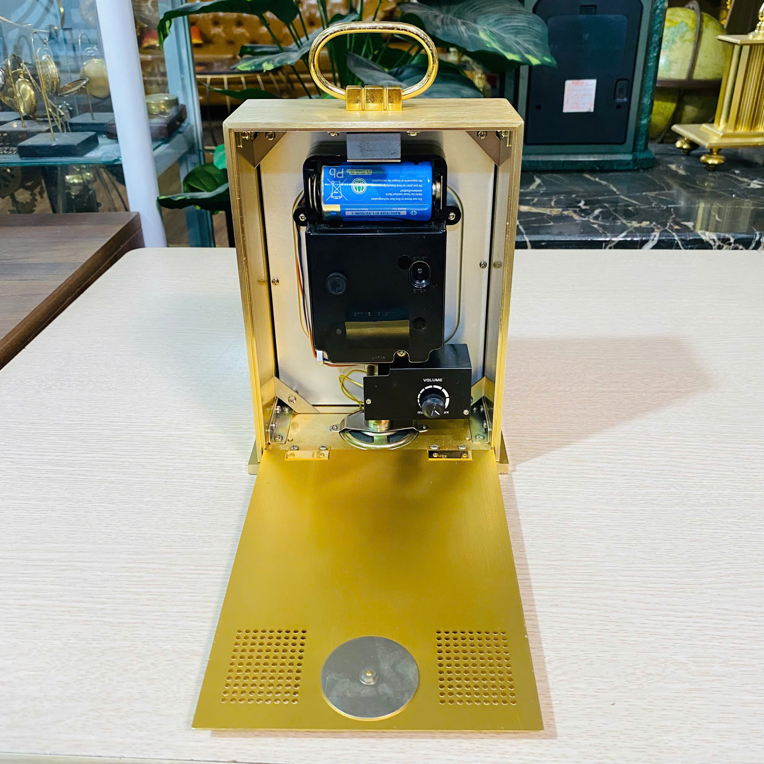 Đồng hồ để bàn Wako Japan