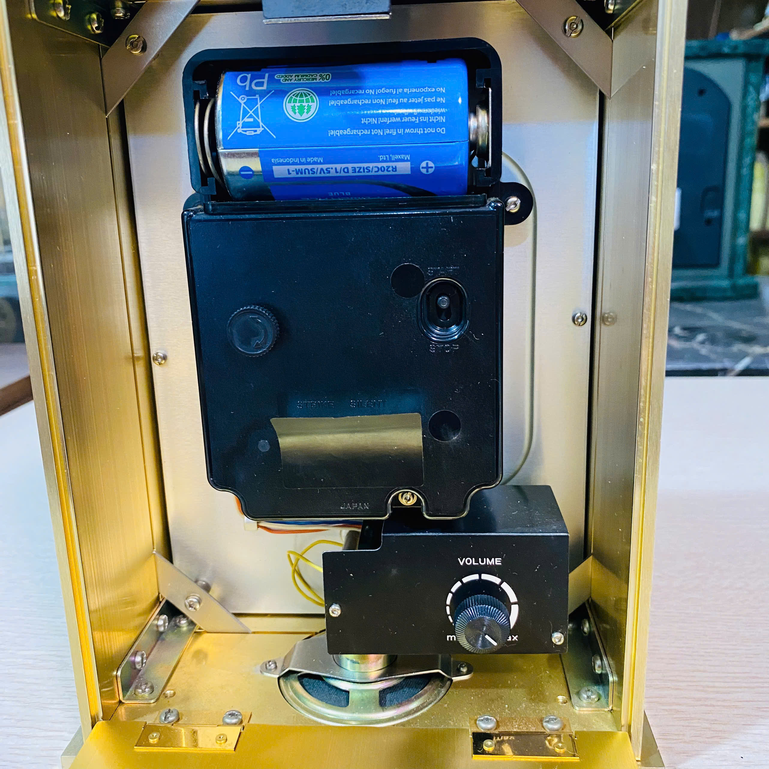 Đồng hồ để bàn Wako Japan