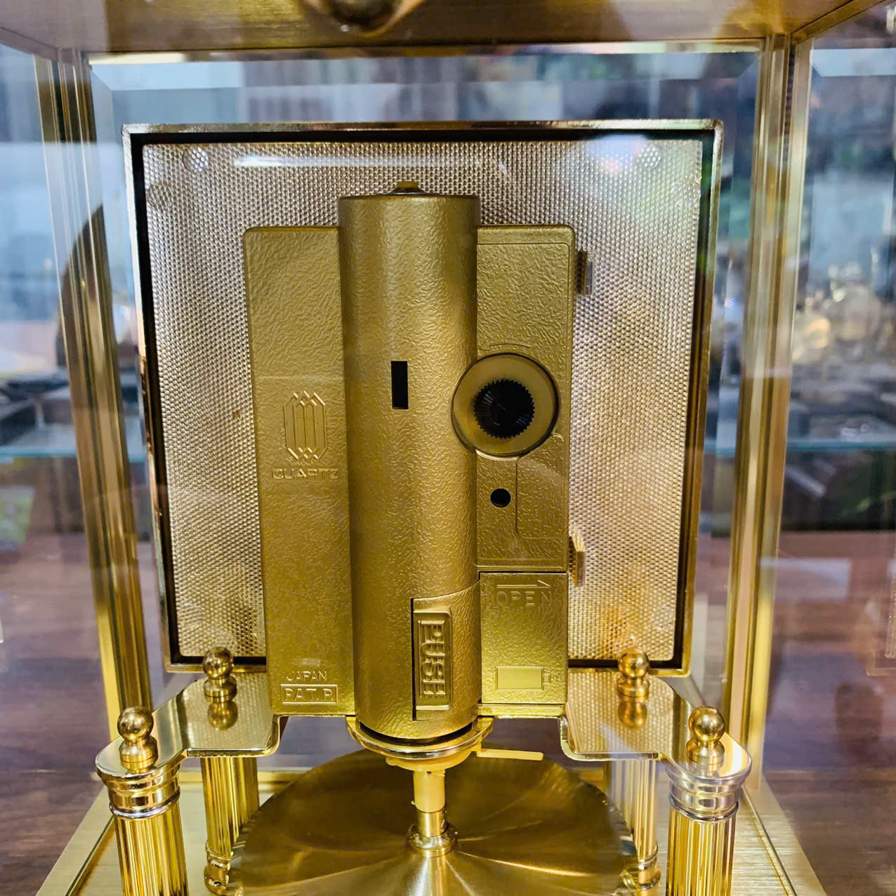 Đồng hồ để bàn Master quartz Japan