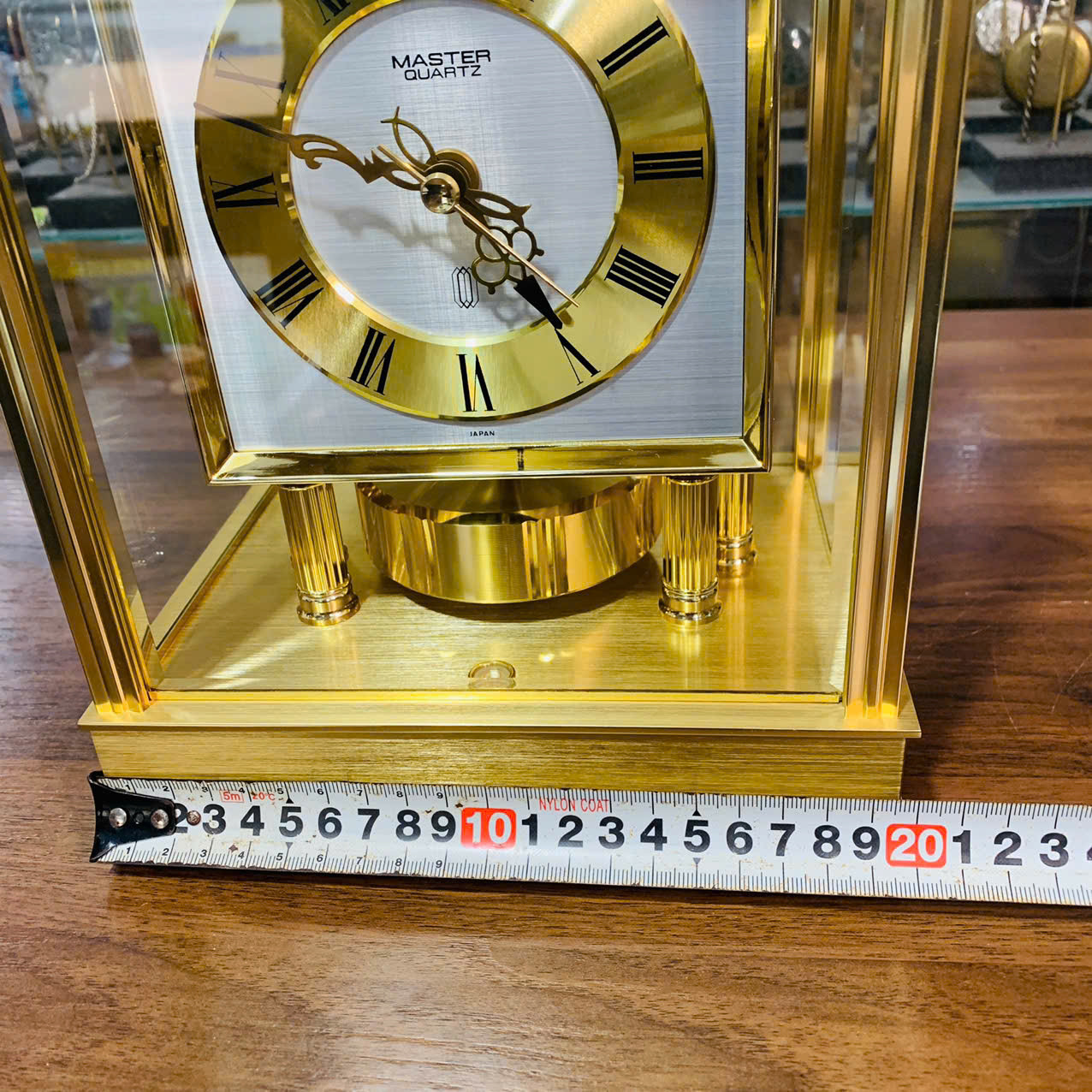 Đồng hồ để bàn Master quartz Japan