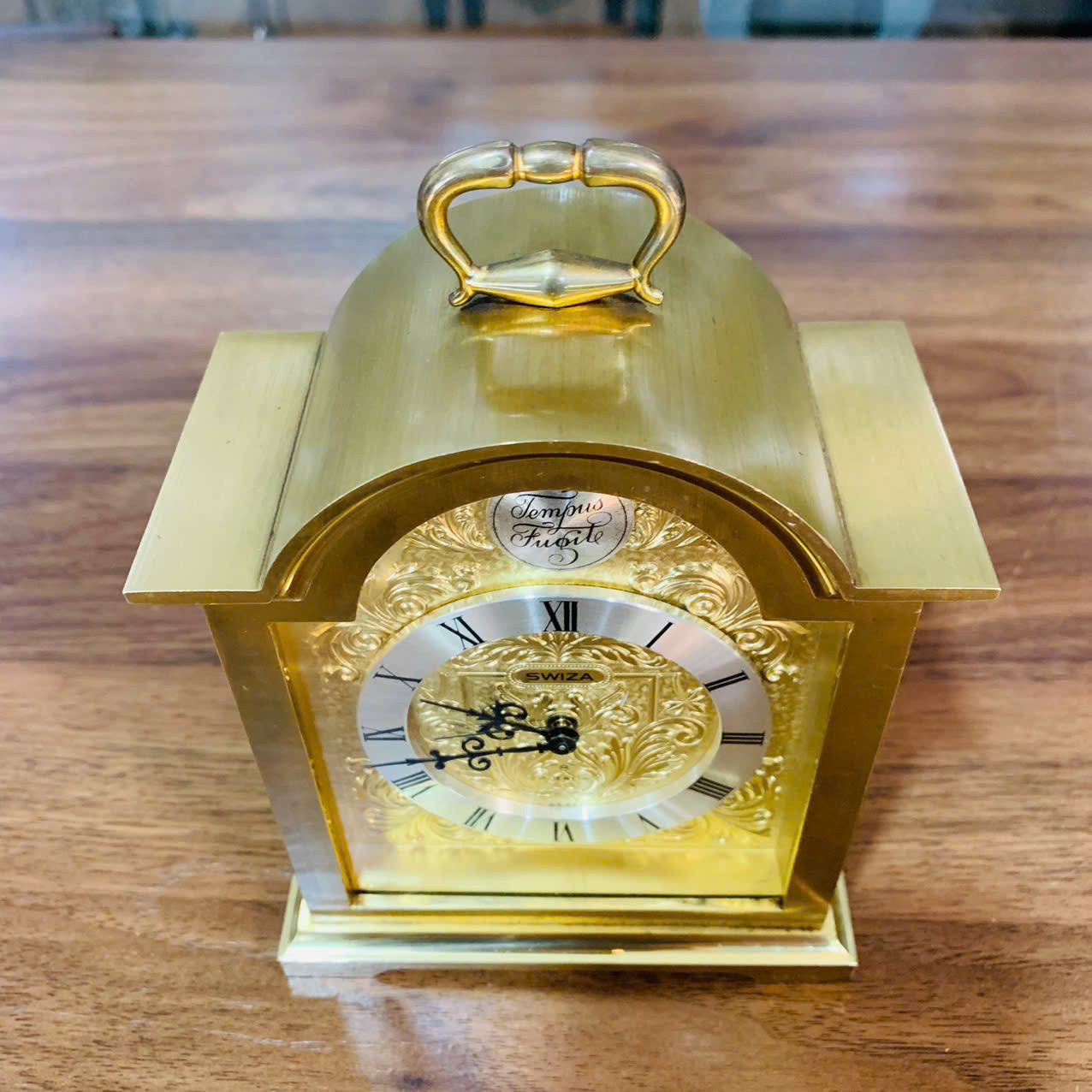 Đồng hồ báo thức Swiza cót tuần size đại