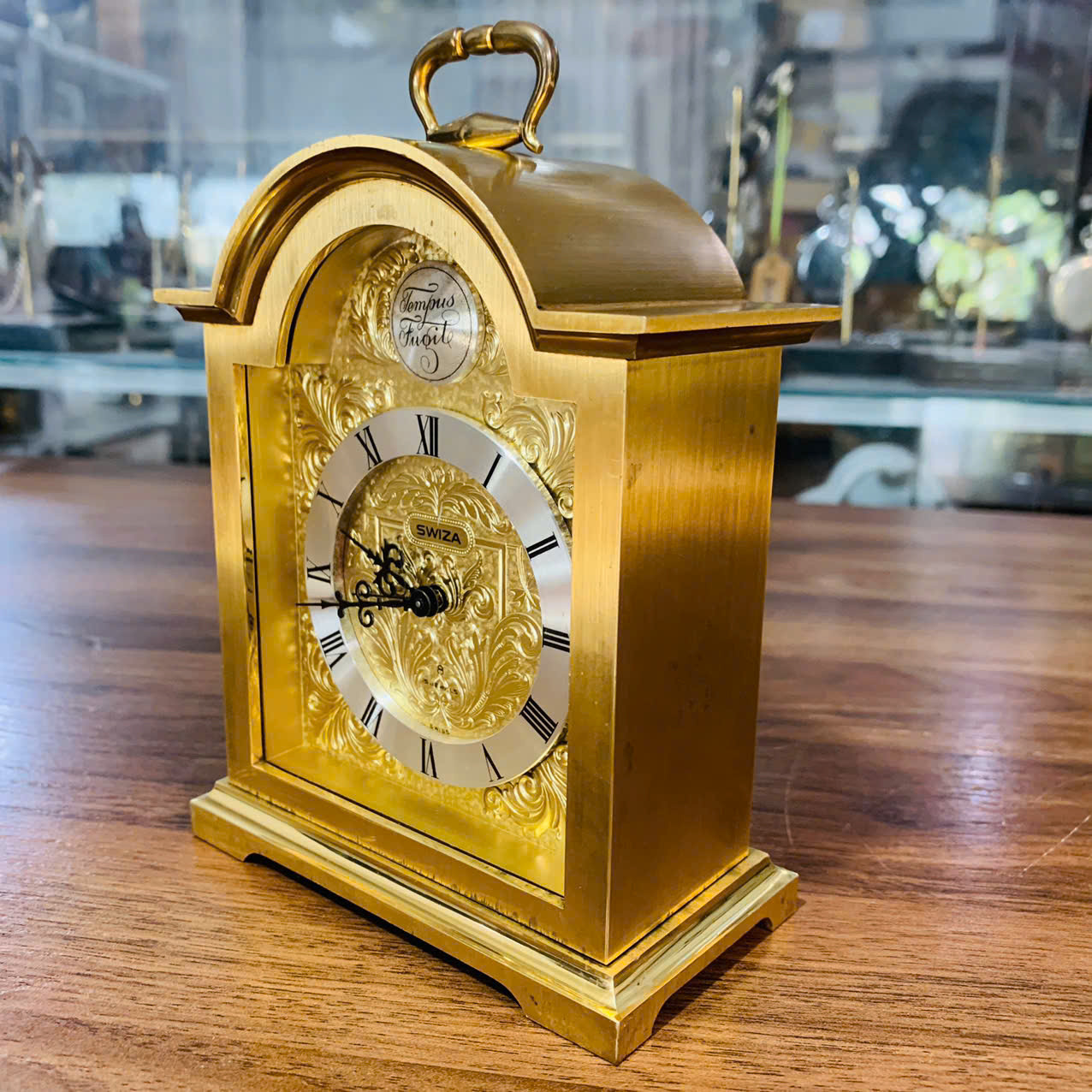 Đồng hồ báo thức Swiza cót tuần size đại