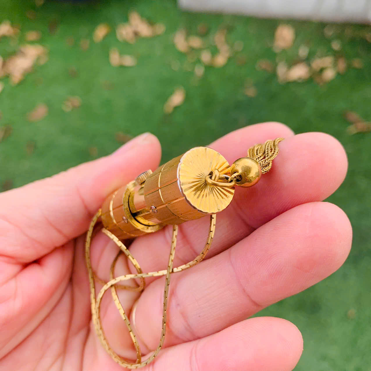 Đồng hồ quýt Jaouet - droz Thụy Sĩ thiết kế độc lạ