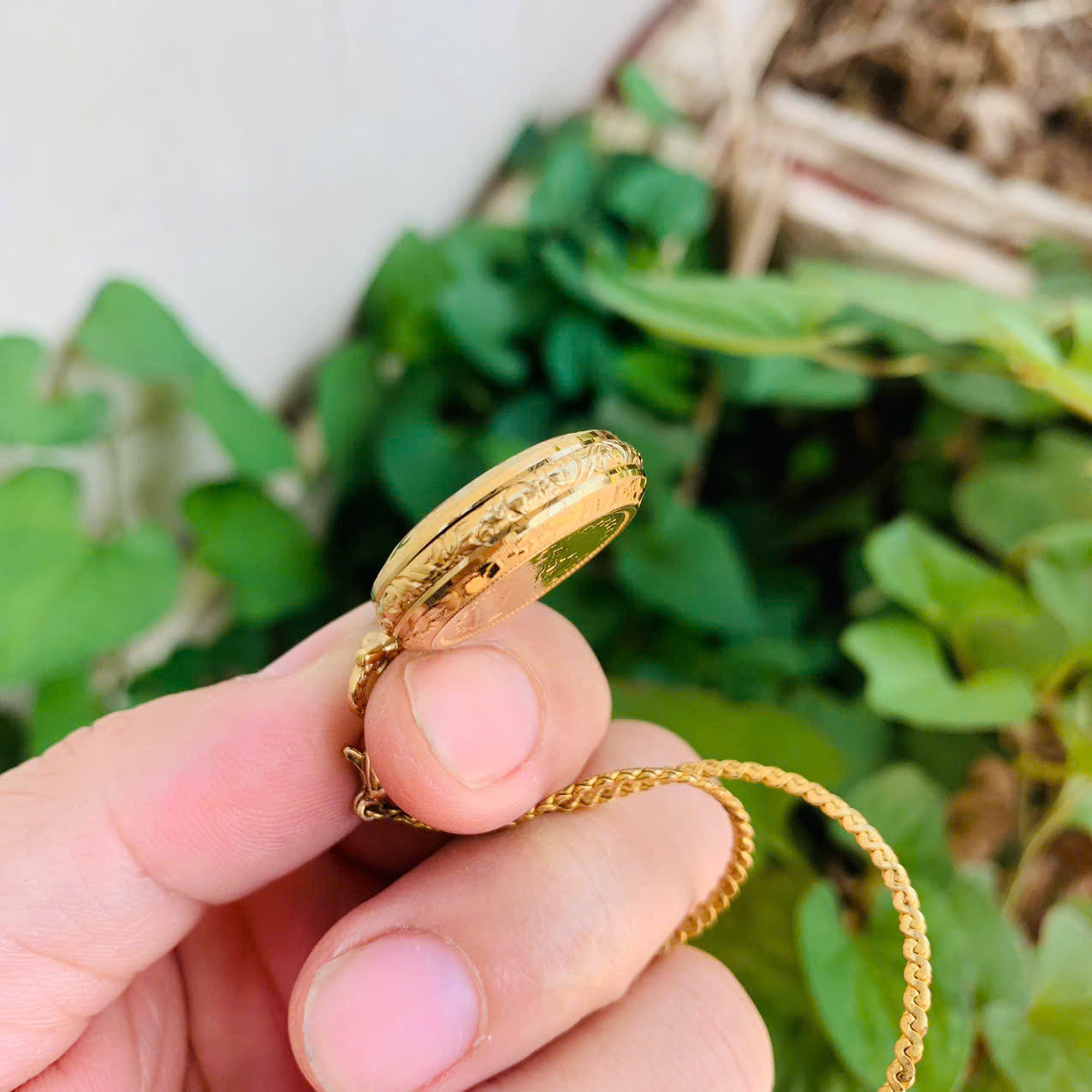 Đồng hồ quýt Bucherer Thụy Sĩ đẹp long lanh