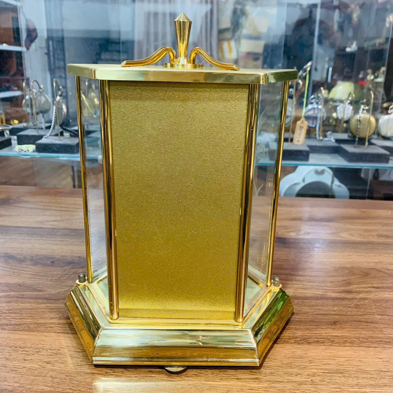 Lục Lăng Sethomas, cót 400 ngày