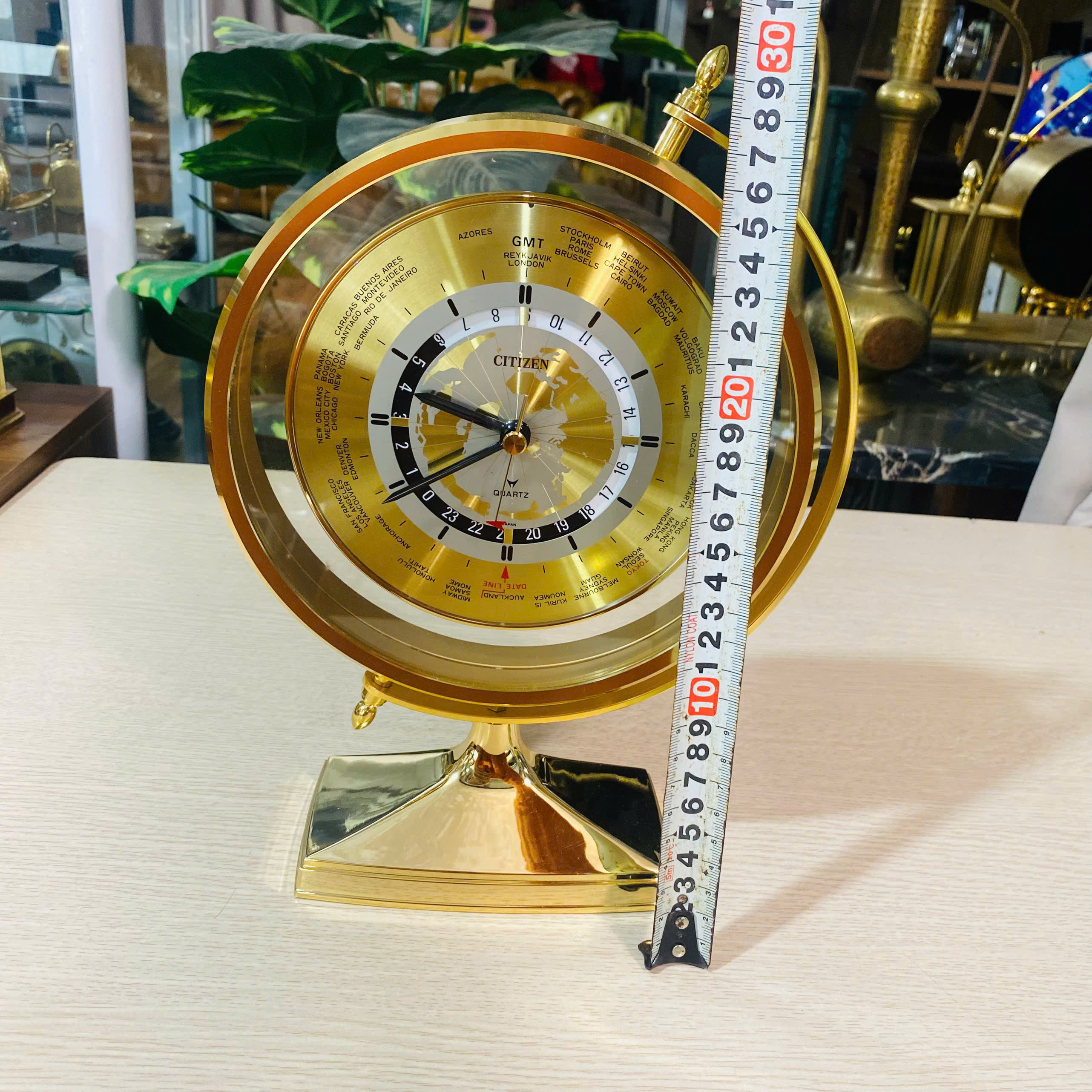 Đồng hồ để bàn Citizen xoay 360 độ