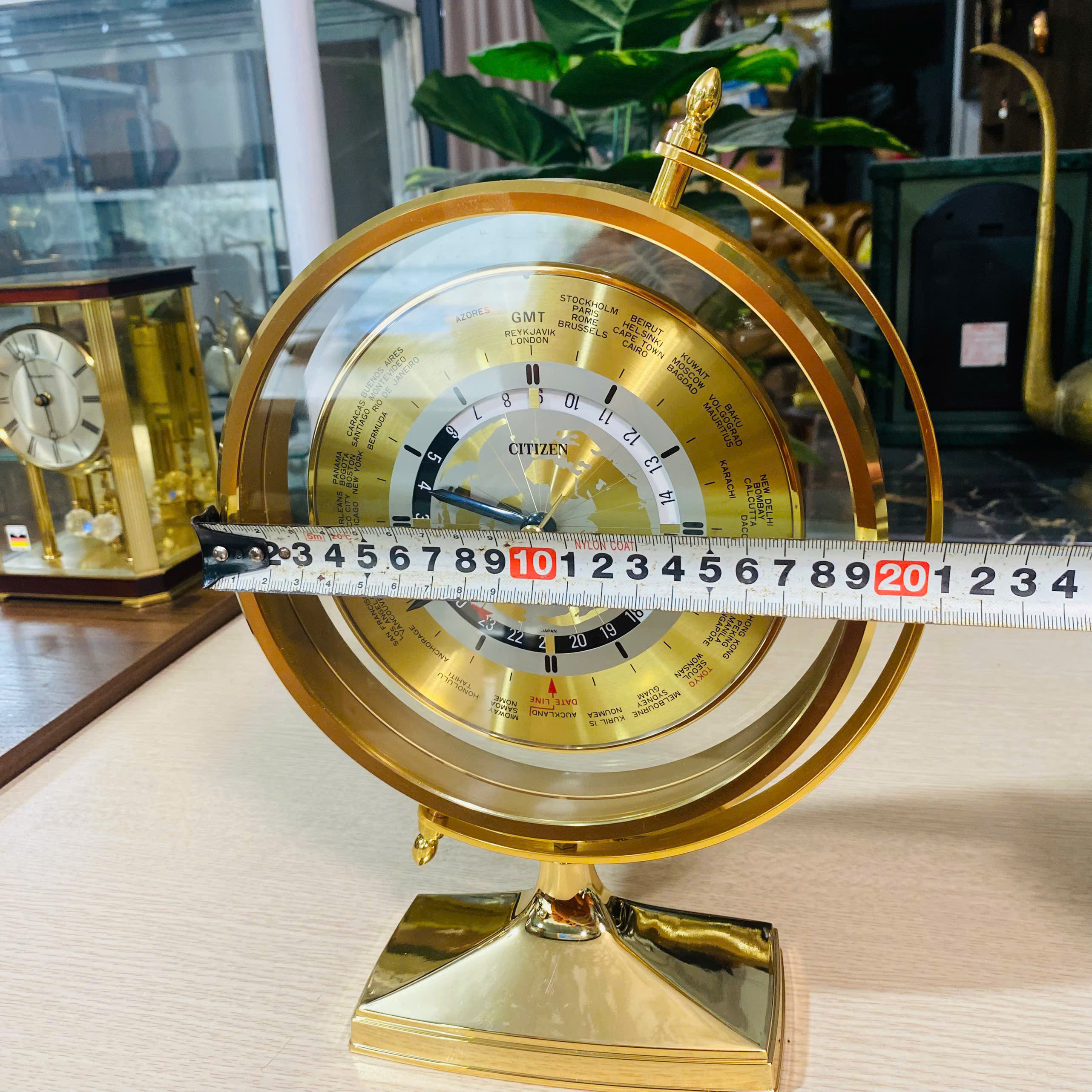 Đồng hồ để bàn Citizen xoay 360 độ