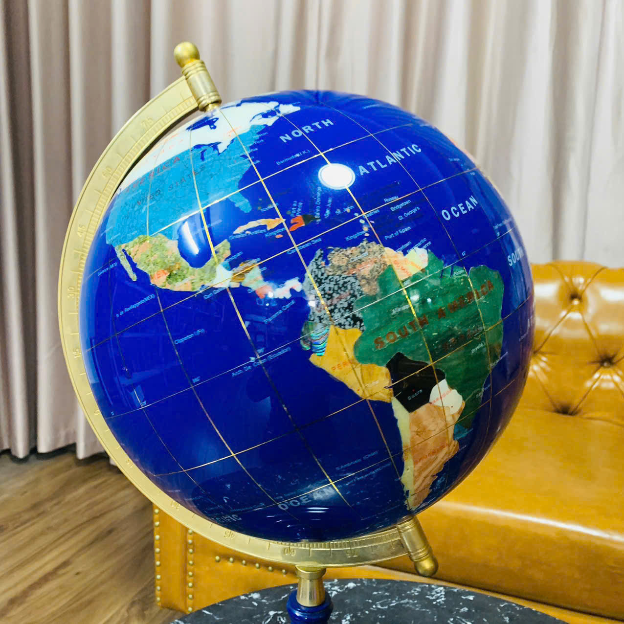 Quả địa cầu đá USA size lớn rất đẹp kèm tag