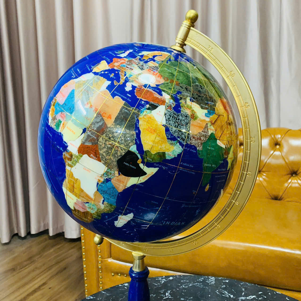 Quả địa cầu đá USA size lớn rất đẹp kèm tag