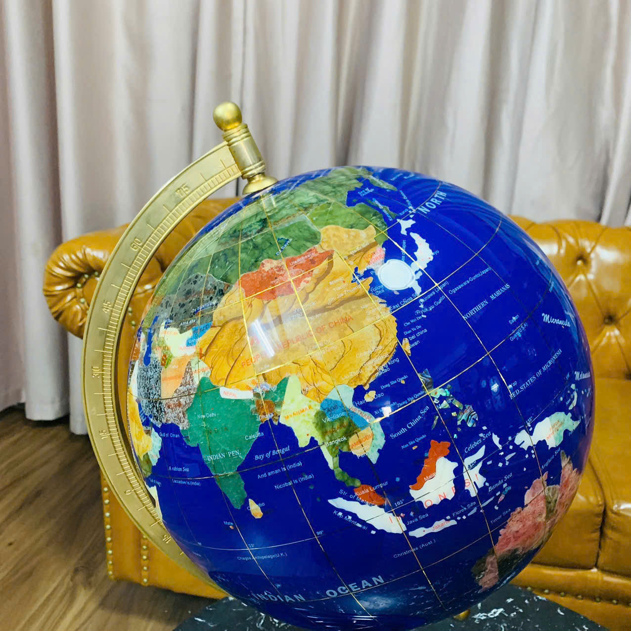 Quả địa cầu đá USA size lớn rất đẹp kèm tag