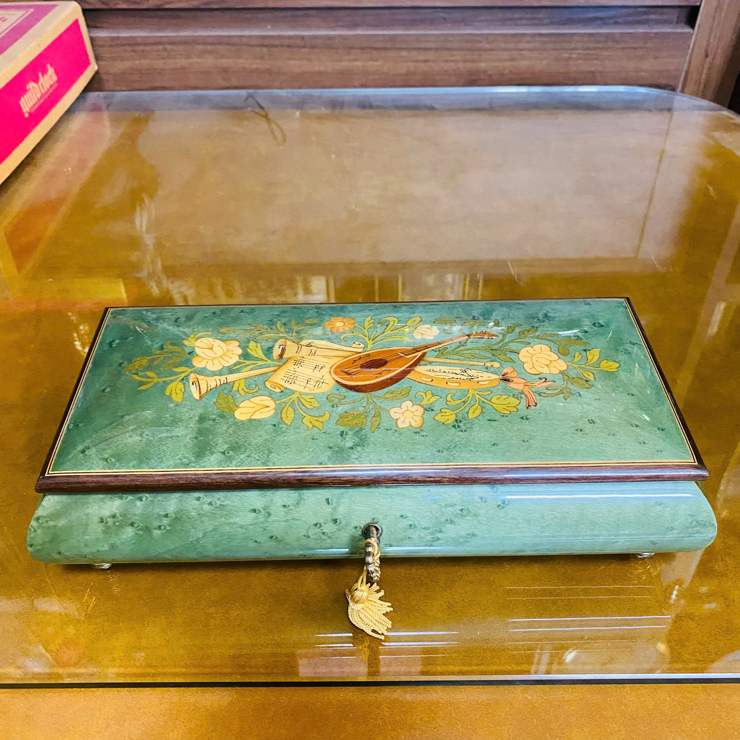 Hộp nhạc đựng đồ trang sức gỗ Italy