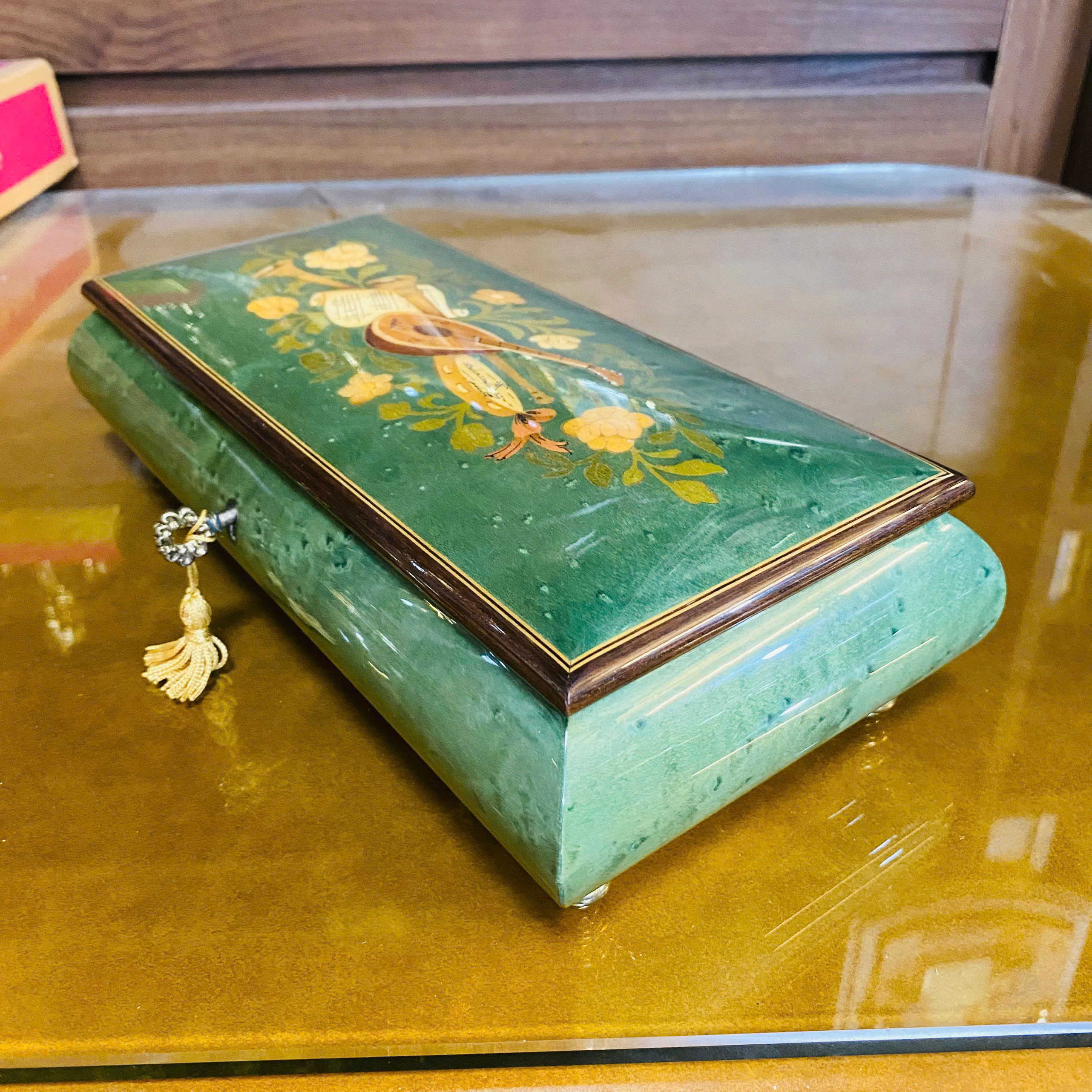 Hộp nhạc đựng đồ trang sức gỗ Italy