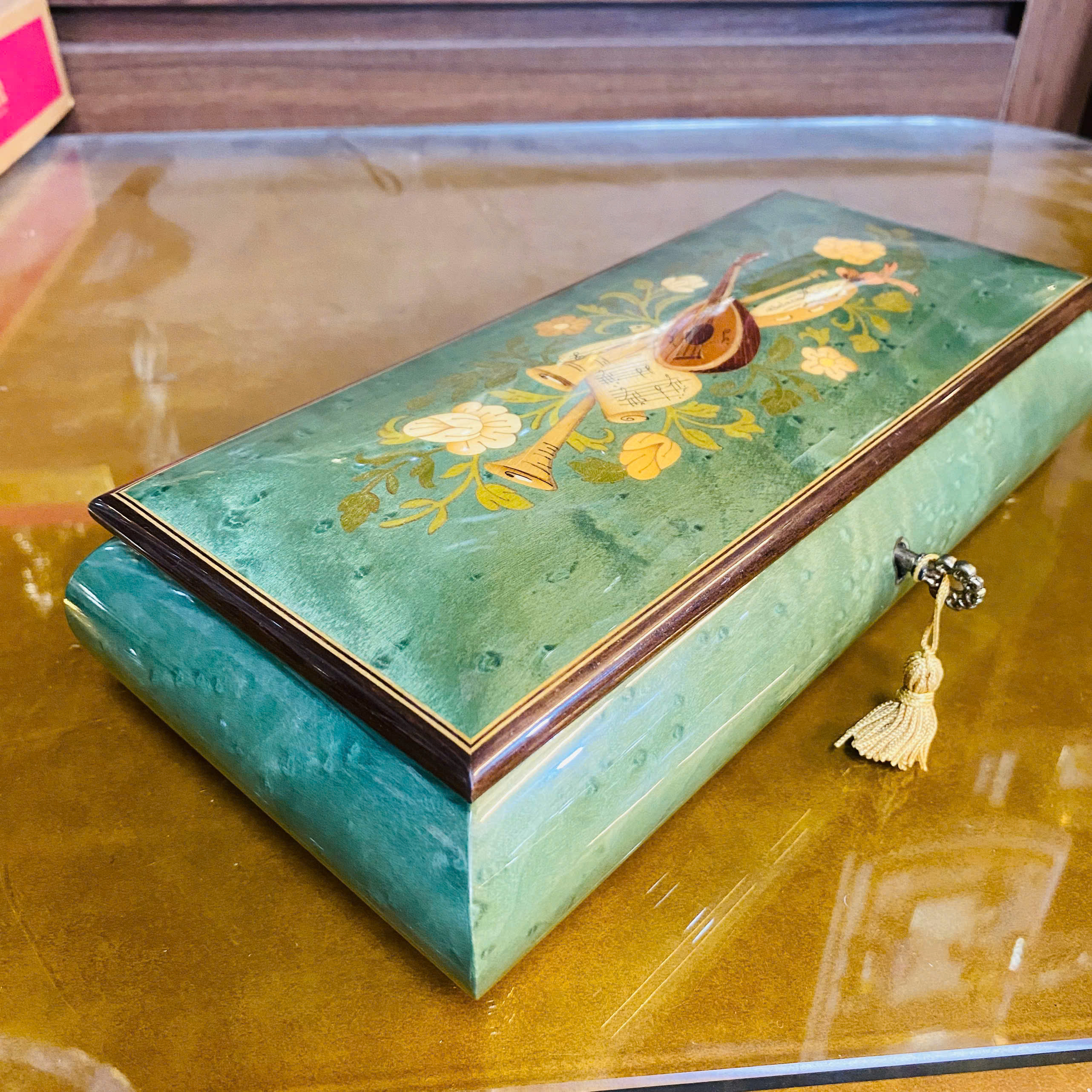 Hộp nhạc đựng đồ trang sức gỗ Italy