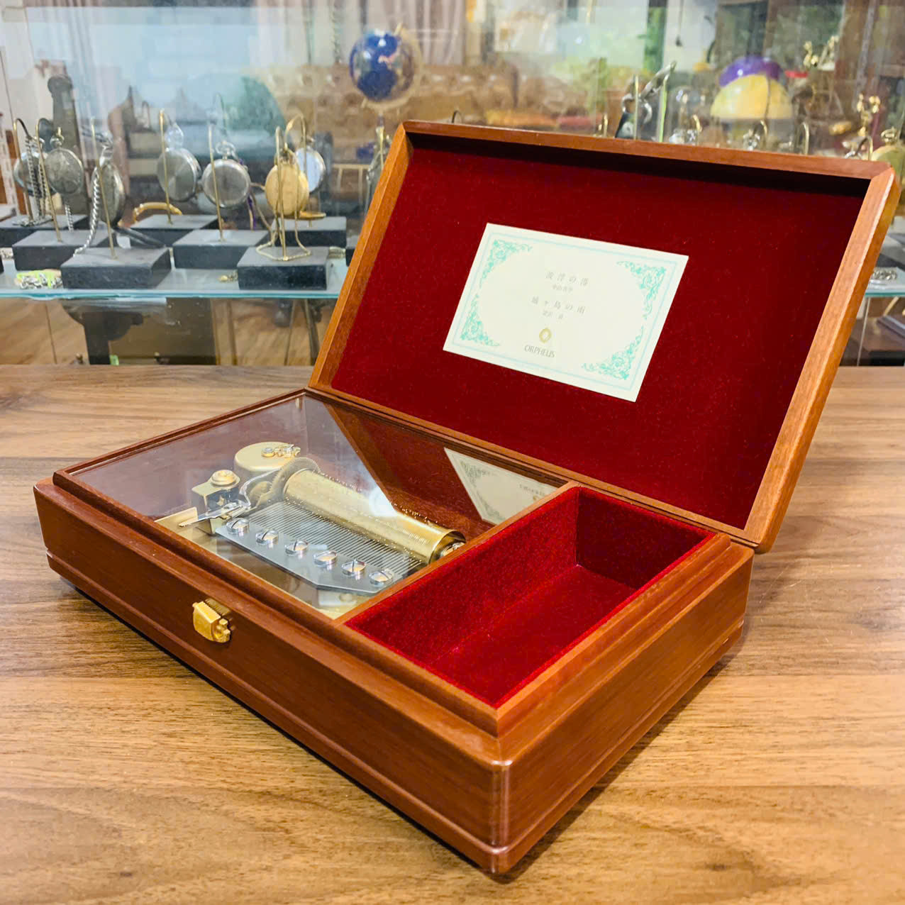 Hộp nhạc Sankyo 50 nốt, chơi 2 bản nhạc