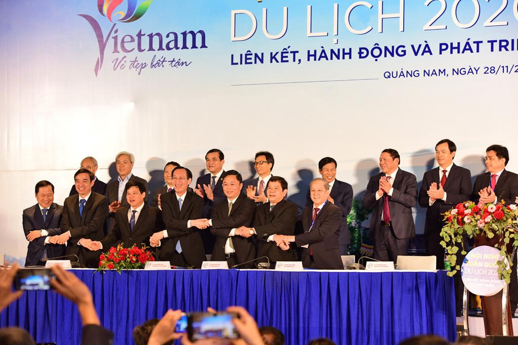 National conference on tourism: VNAT plays a role in coordinating demand stimulus and promoting tourism recovery