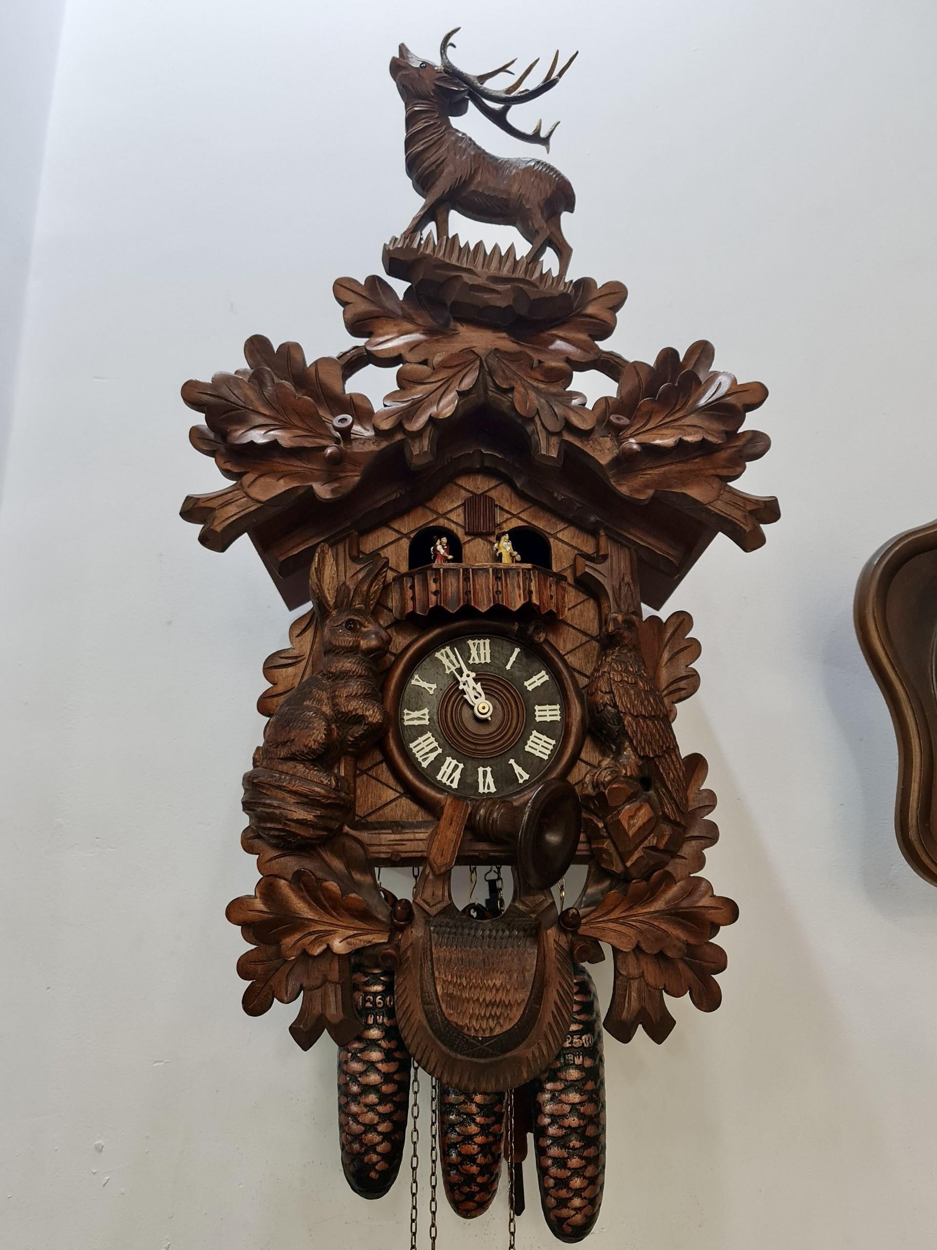 Đồng hồ treo tường CucKoo - 3 quả tạ
