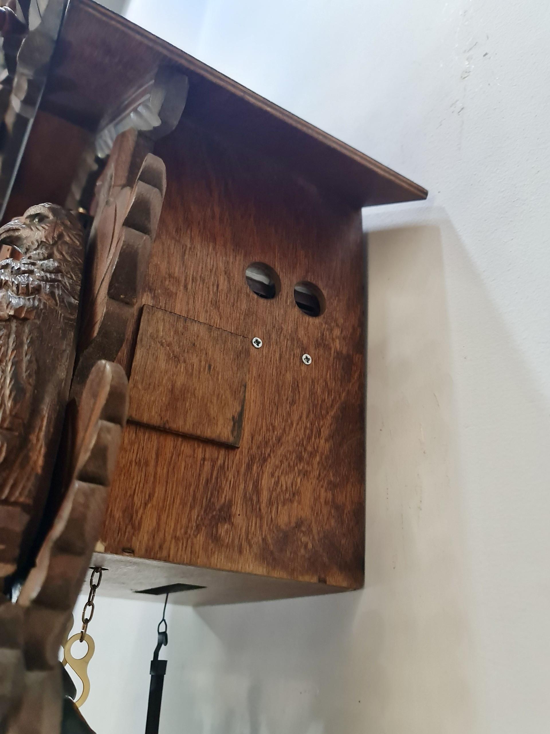 Đồng hồ treo tường CucKoo - 3 quả tạ