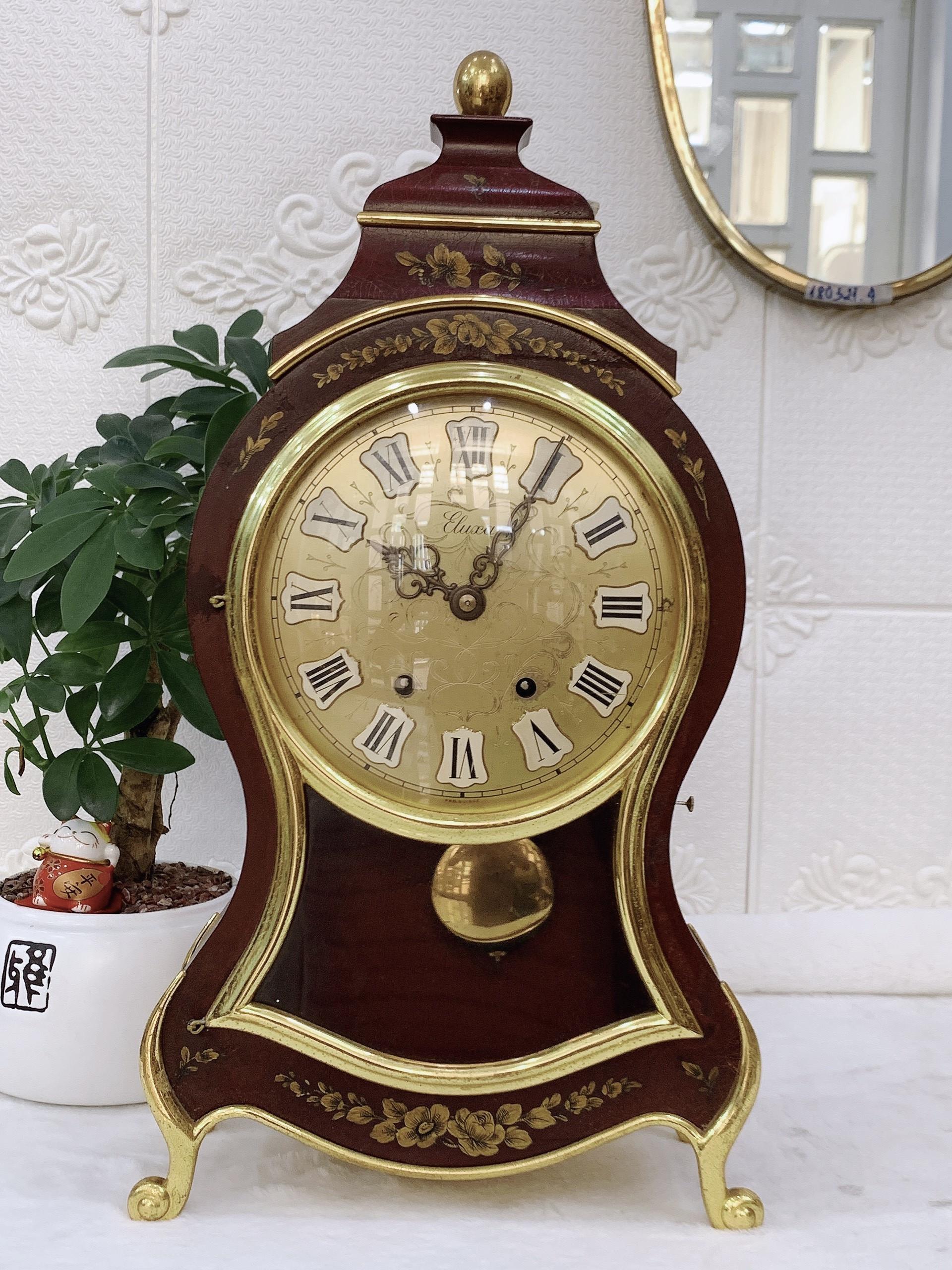 Đồng hồ để bàn và treo tường Eluxa