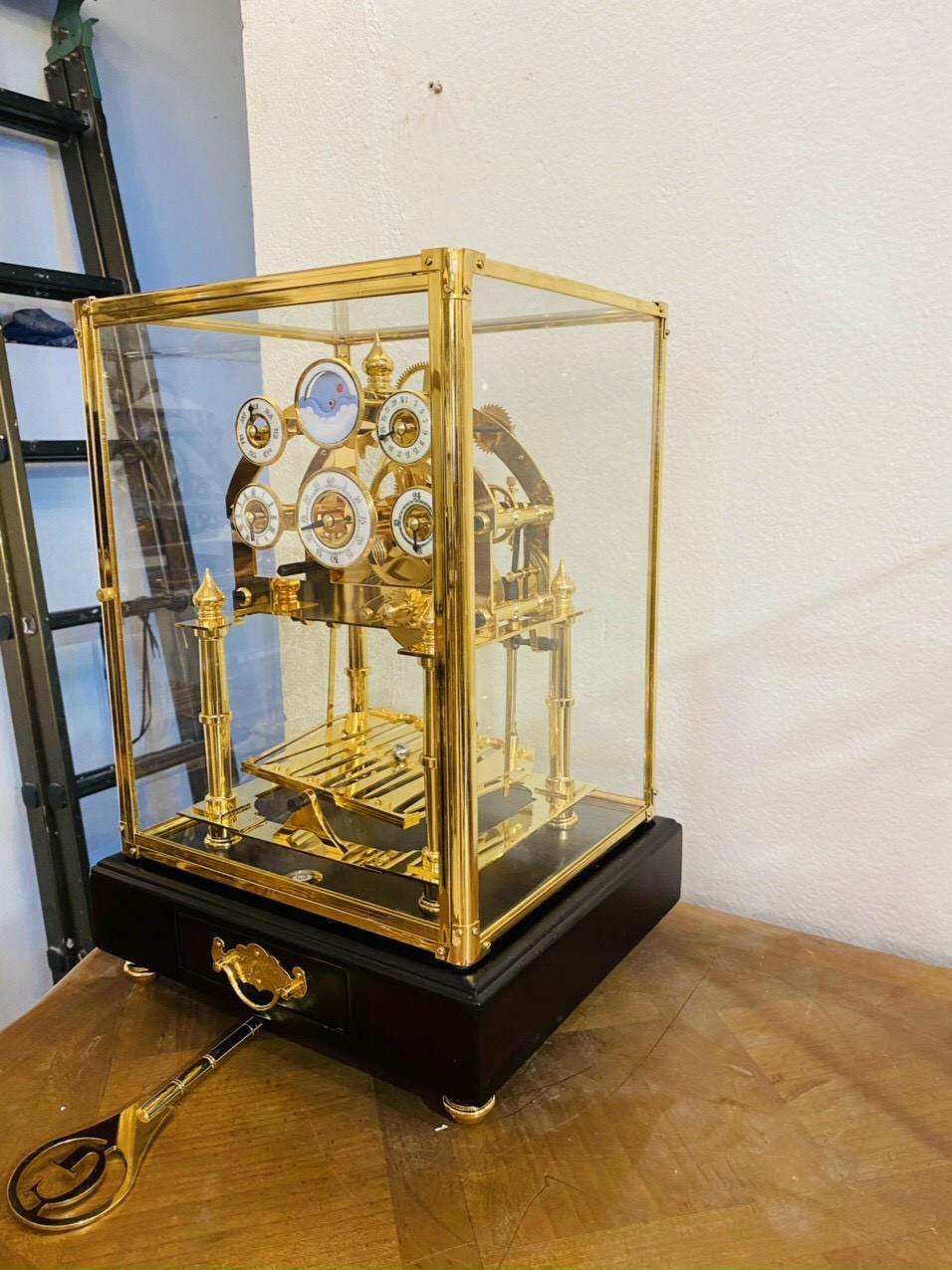 Đồng hồ để bàn bi sàn 6 mặt số Skeleton