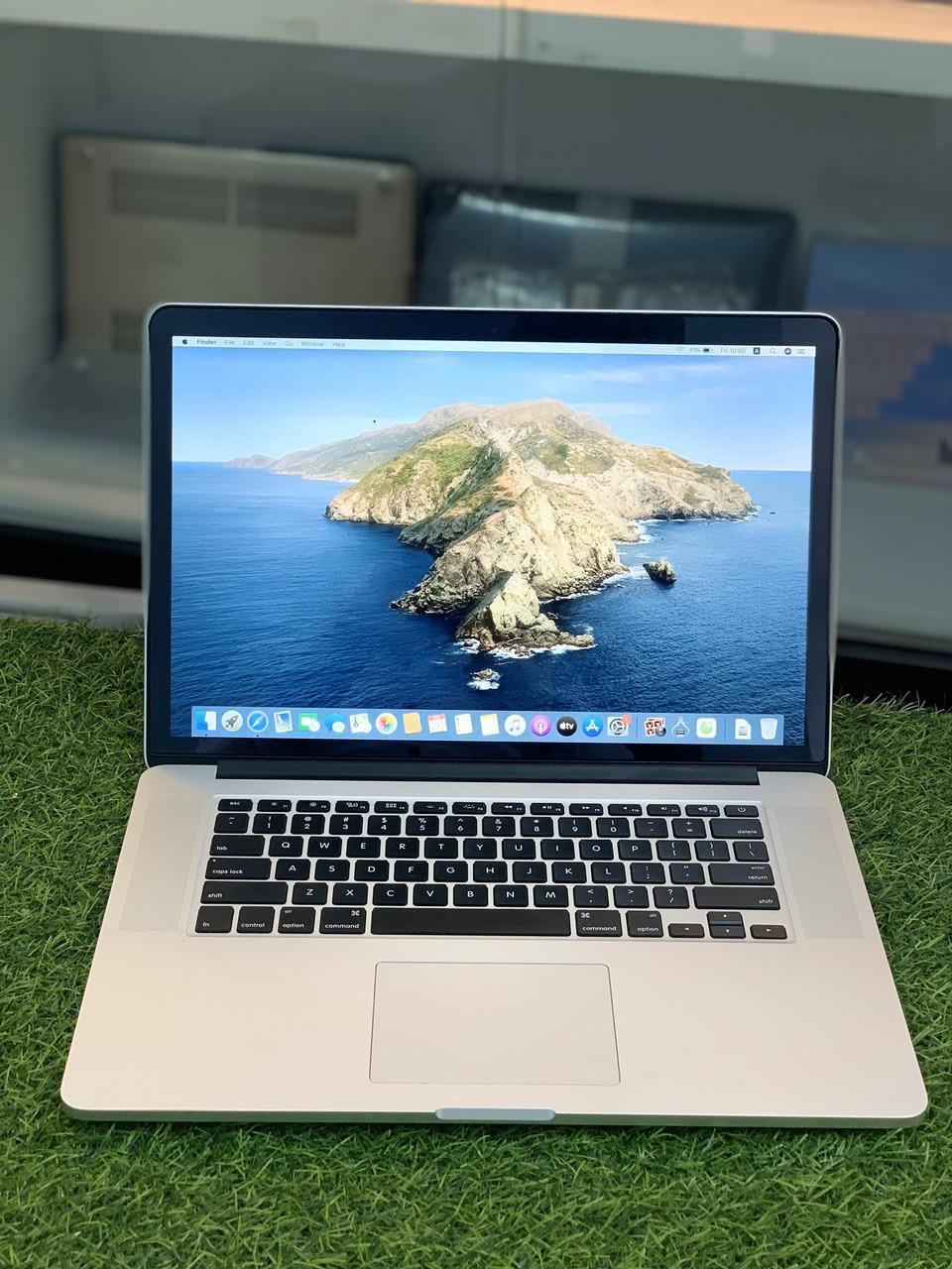 Macbook Pro 2015 15", Core i7/16GB/256GB