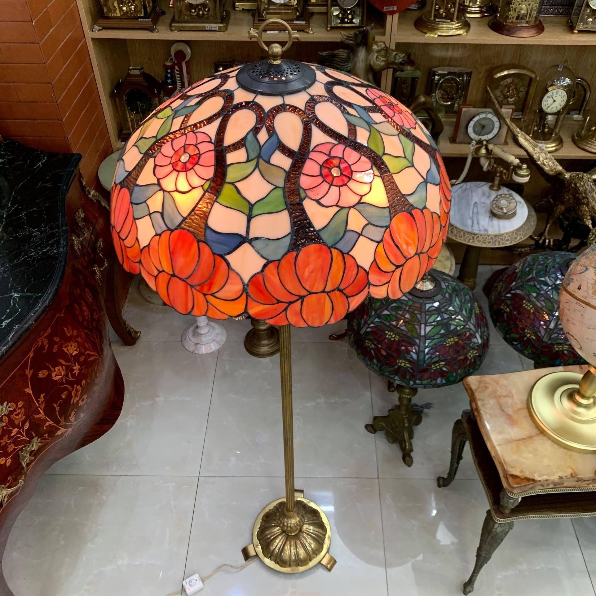 Sưu tầm đồ cổ - Thú vui không chỉ dành cho các lão niên