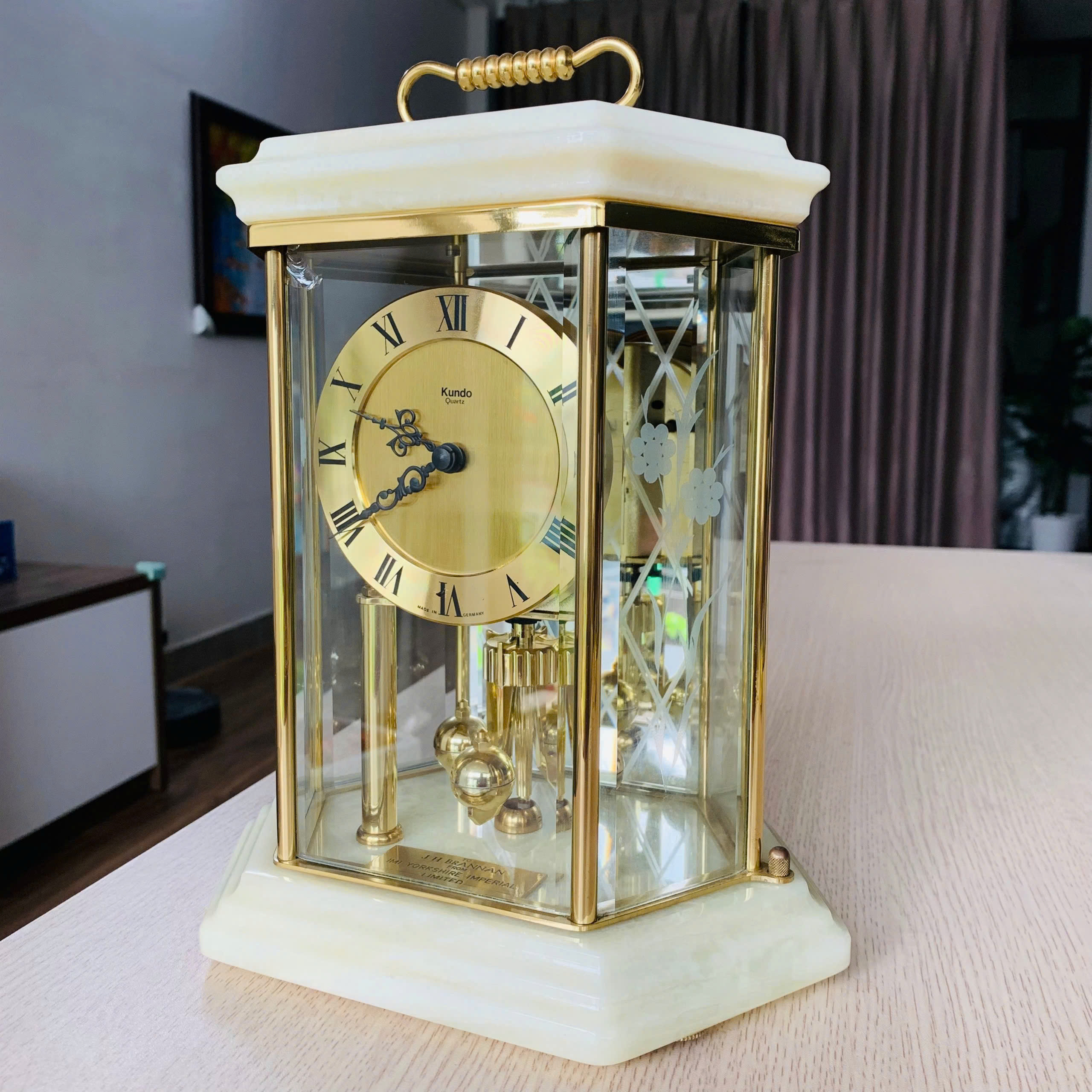 Đồng hồ lục lăng Kundo Đức, đá cẩm thạch