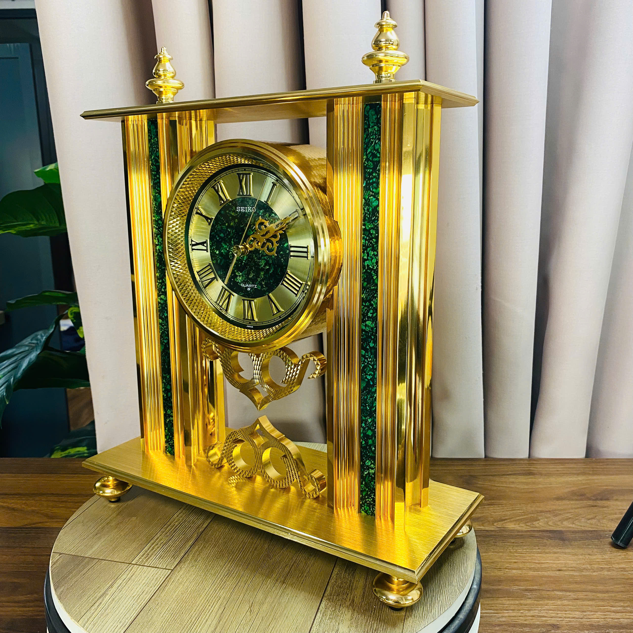 Đồng hồ để bàn Seiko mạ vàng đẹp như mới