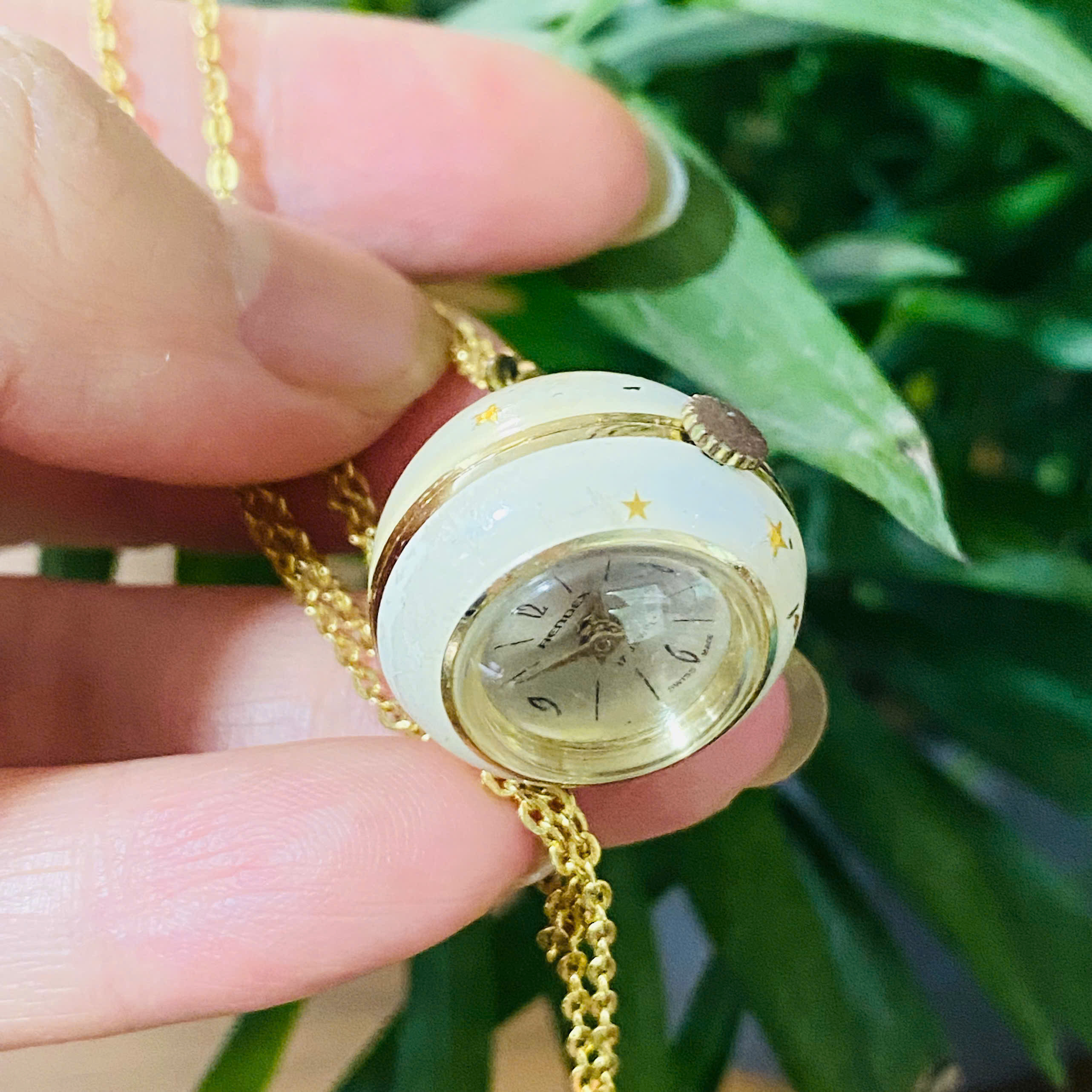 Đồng hồ quýt Rendex Thụy Sĩ cót tay