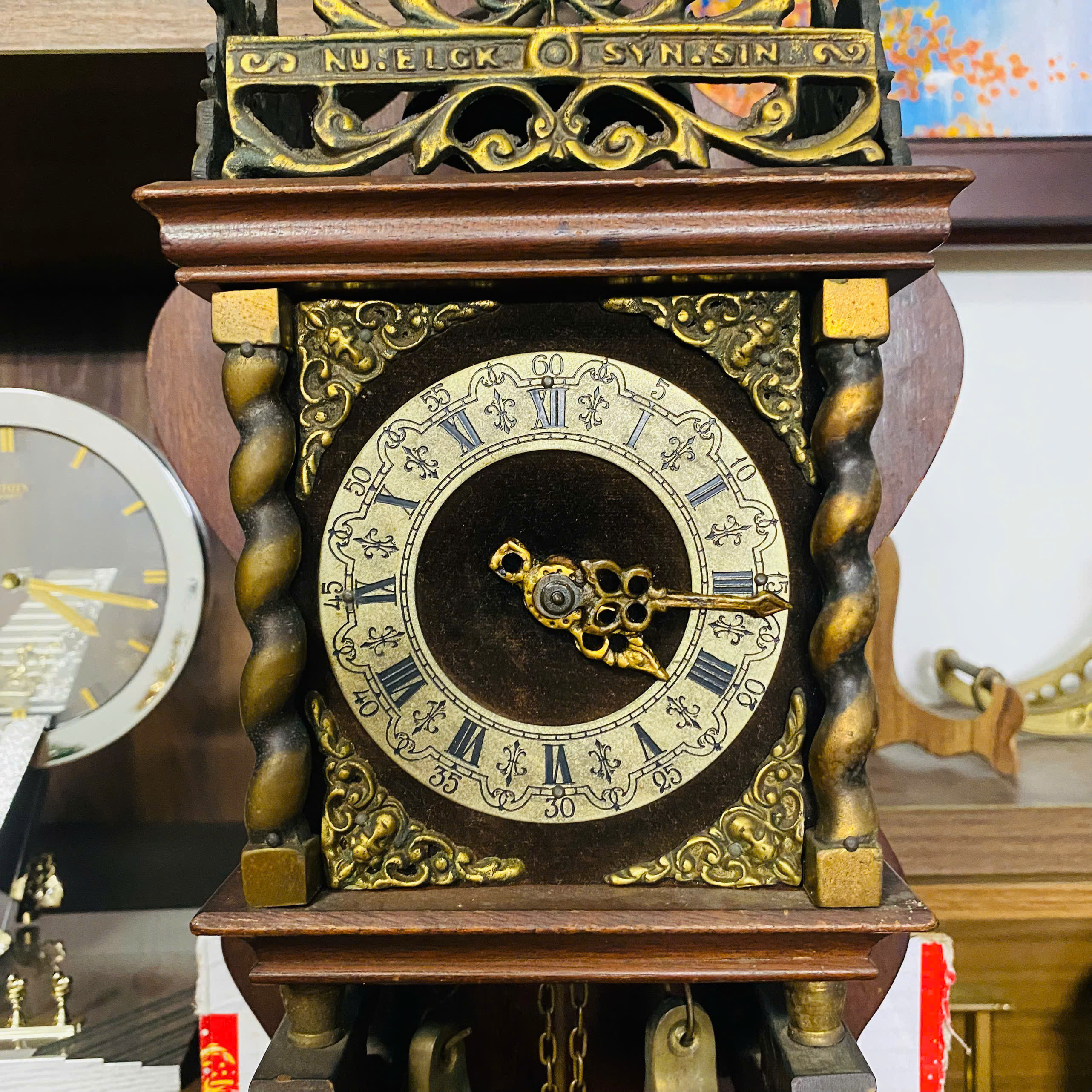 Đồng hồ treo tường tạ lê Wuba Hà Lan size trung