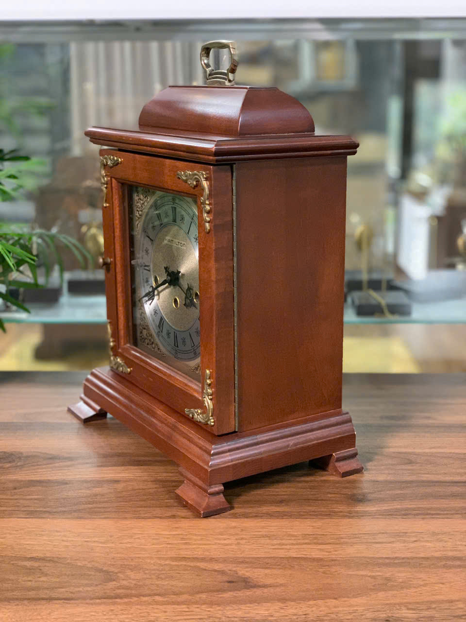 Đồng hồ để bàn Hamilton 5 gông 5 búa đẹp
