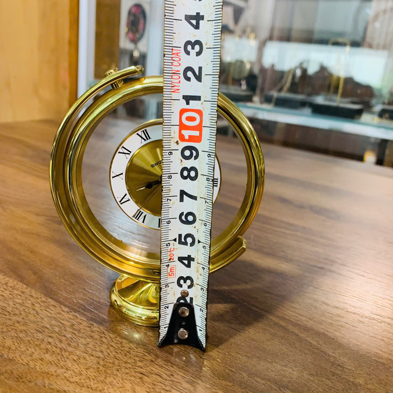Đồng hồ báo thức Swiza mặt xoay 360 độ độc lạ