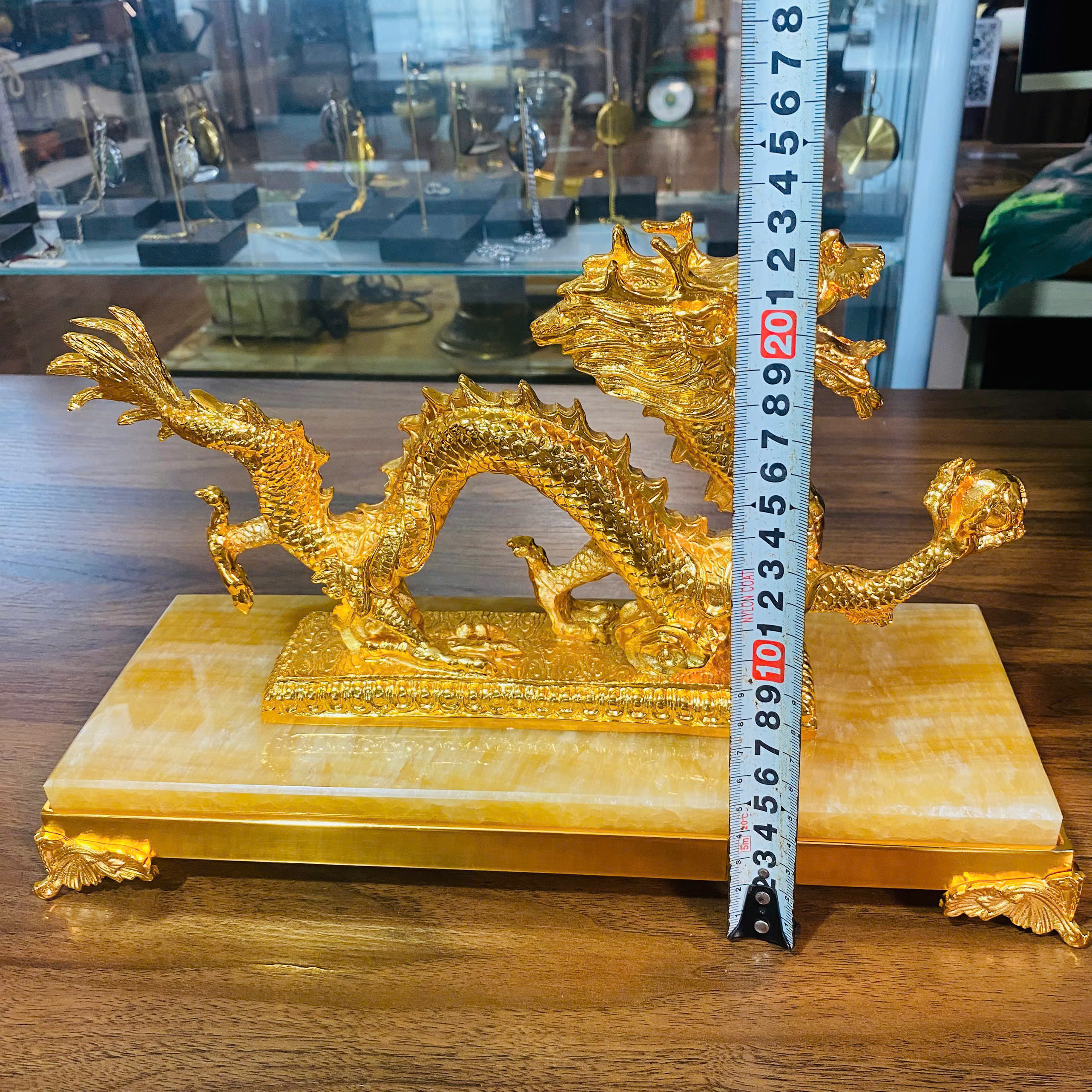 Tượng Rồng mạ vàng, đế đá cẩm thạch