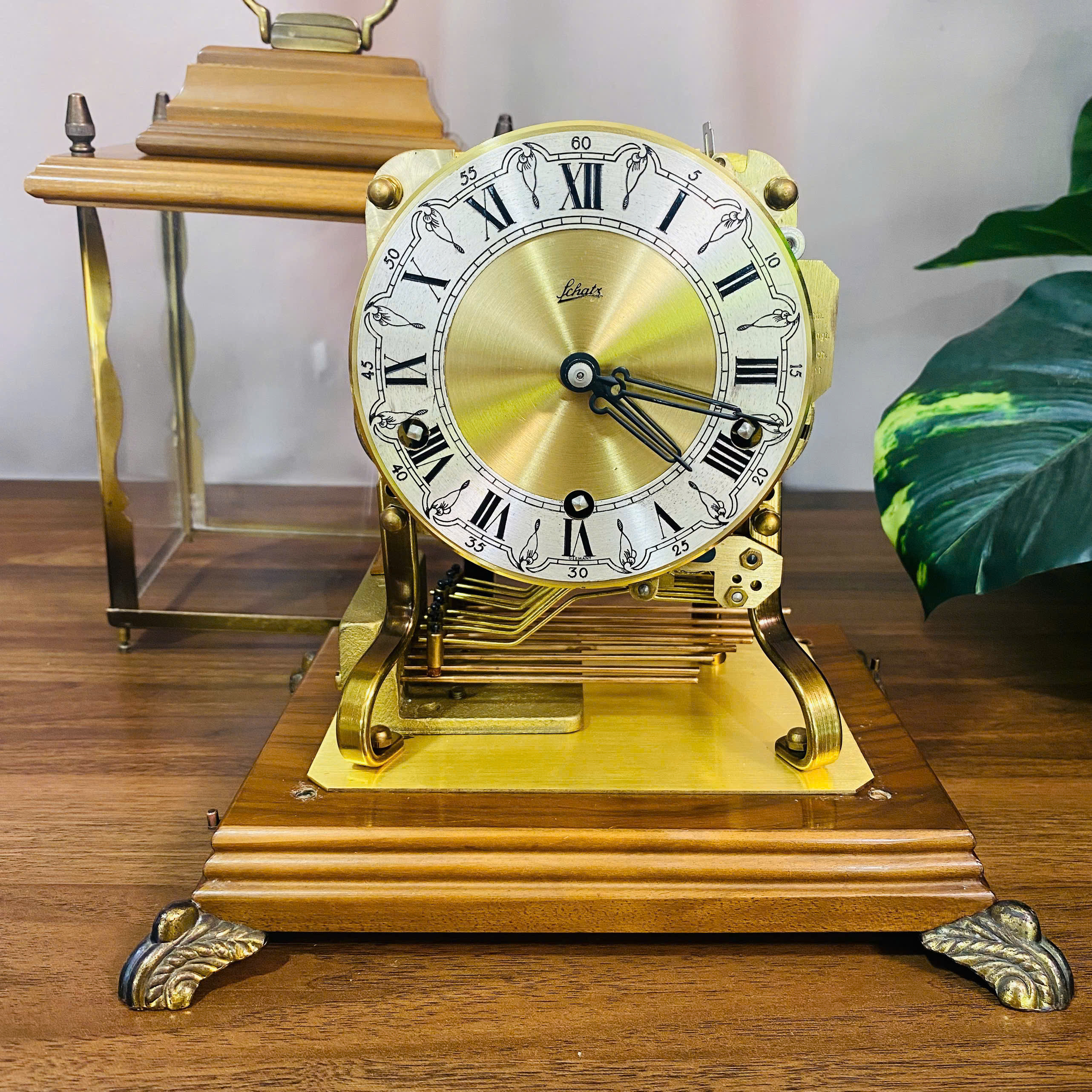 Đồng hồ để bàn Schatz 8 gông 8 búa 3 bản nhạc