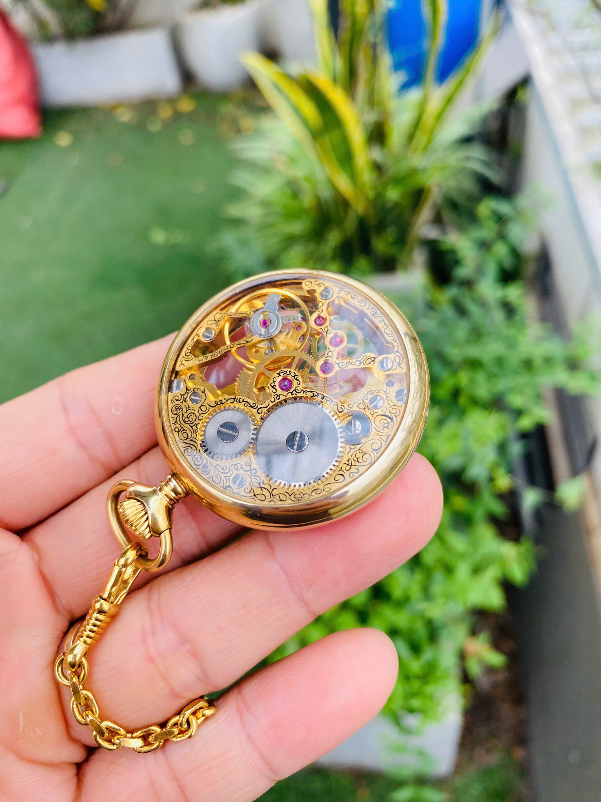 Đồng hồ quýt Bernex Thụy Sĩ Skeleton mạ vàng