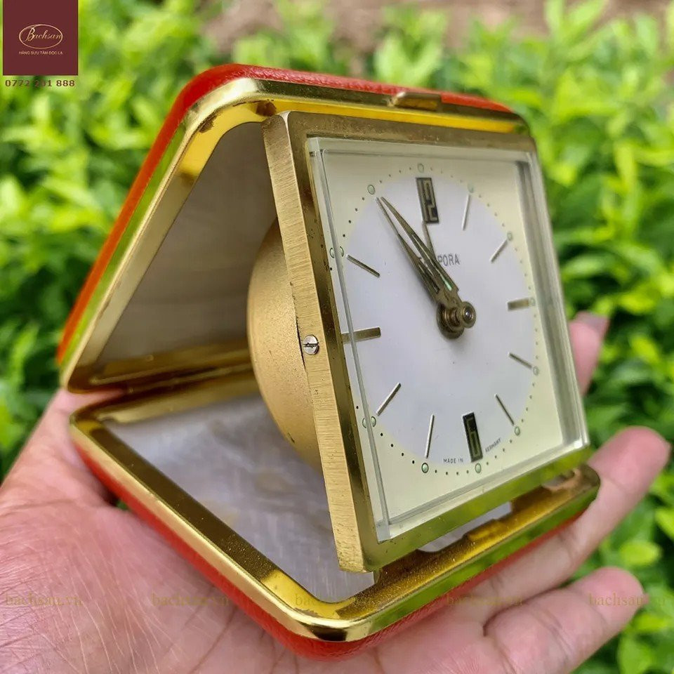 Đồng hồ báo thức Tempora máy Đức