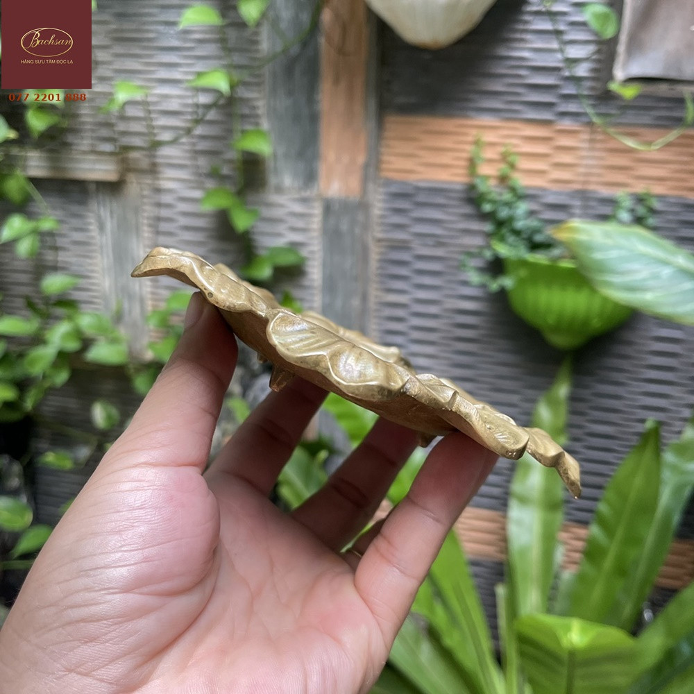 Đĩa gạt tàn thiên nga Châu Âu bằng đồng