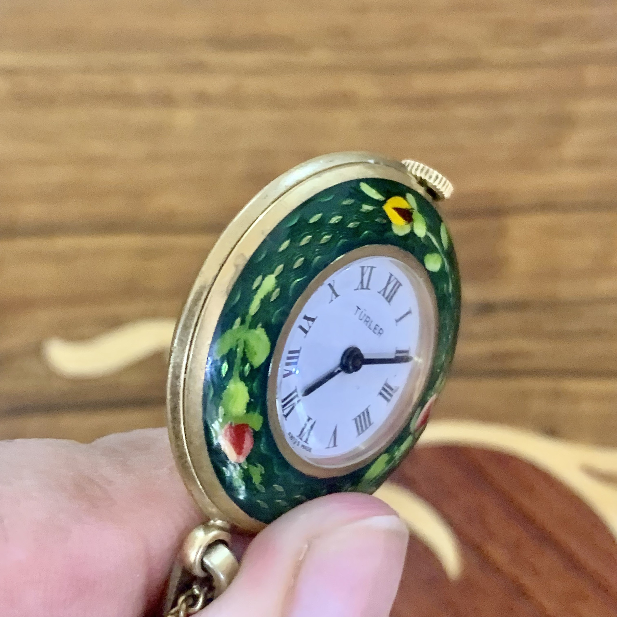 Đồng hồ quả quýt Turler cổ điển