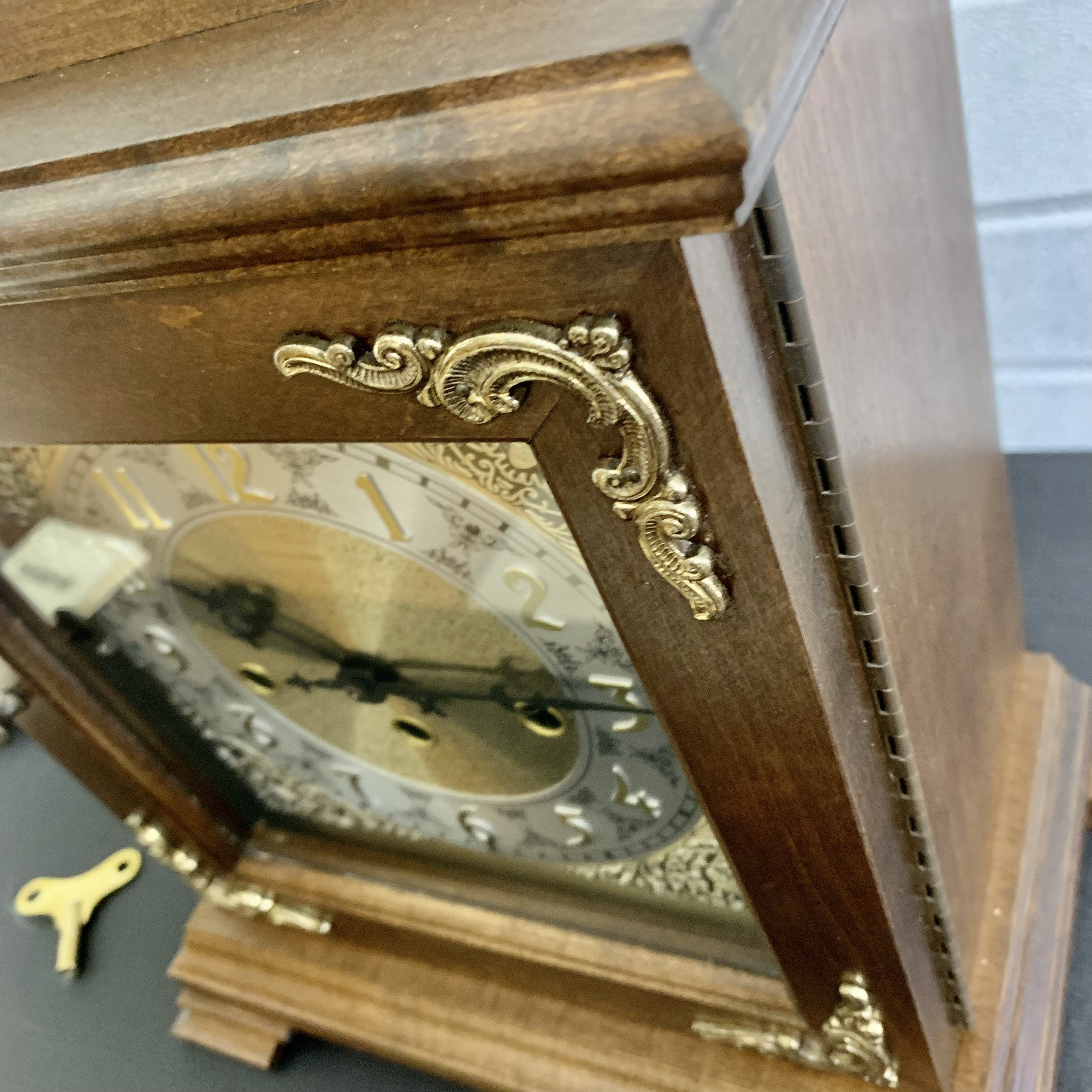 Đồng hồ để bàn Hamilton 5 gông 5 búa vintage