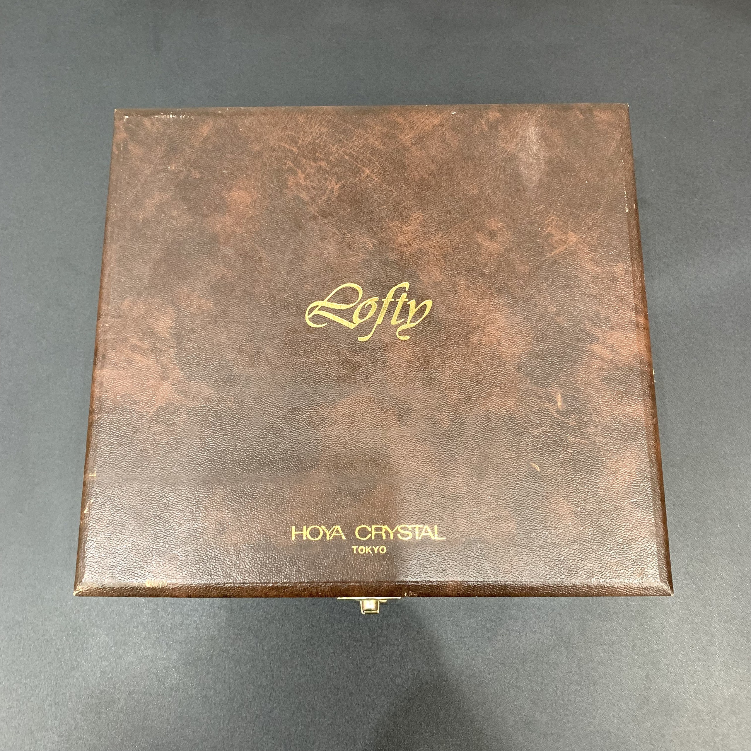 Đồng hồ để bàn Hoya Skeleton máy quartz full box